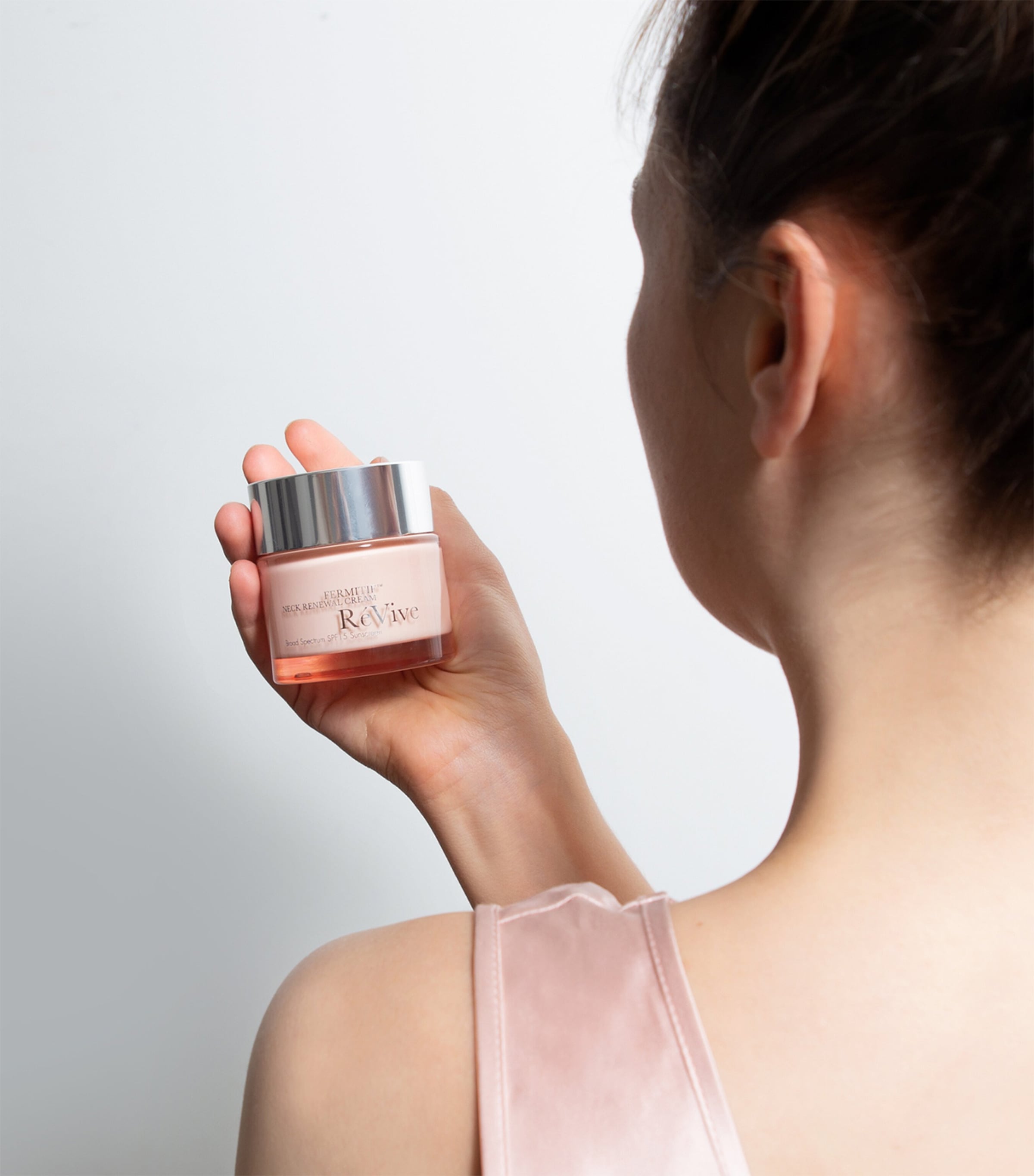 Fermititif Neck Renewal Cream SPF15 NO COLOUR Image 6