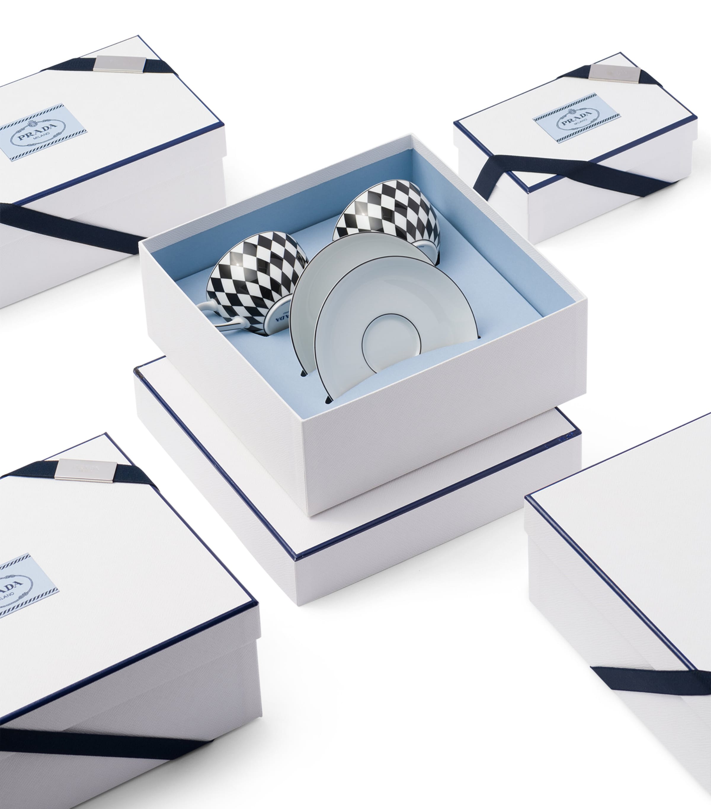 Chequerboard Cappuccino Cup and Saucer (Set of 2) F0E5W Image 3