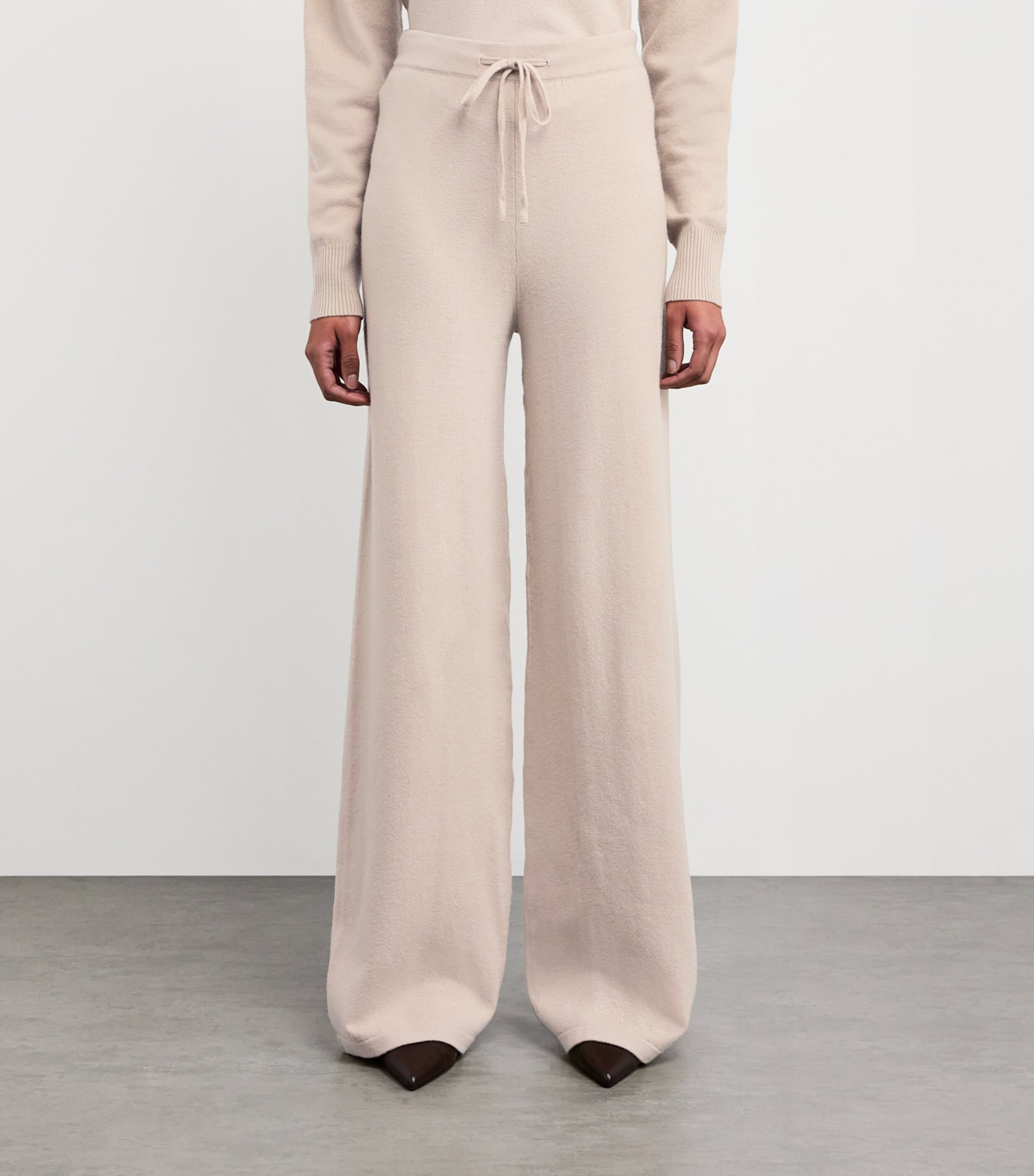 Merino Wool Wide-Leg Trousers A2048 Image 3