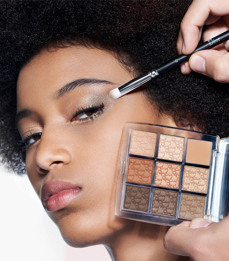 Small Eyeshadow Blending Brush N°22 NO COLOUR Image 4