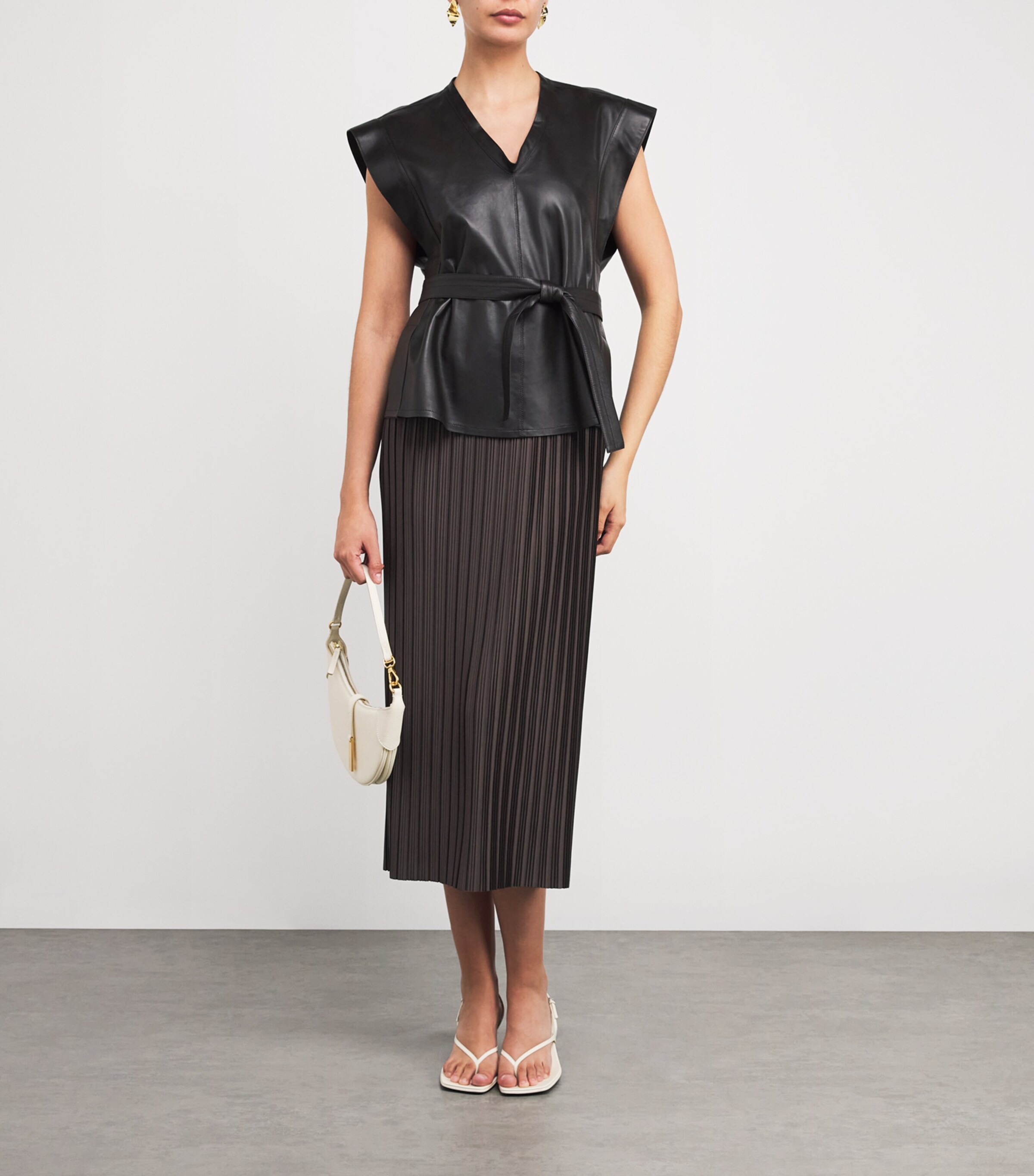 MAX&Co. Womens Jersey Pleated Column Skirt Coffee Image 2