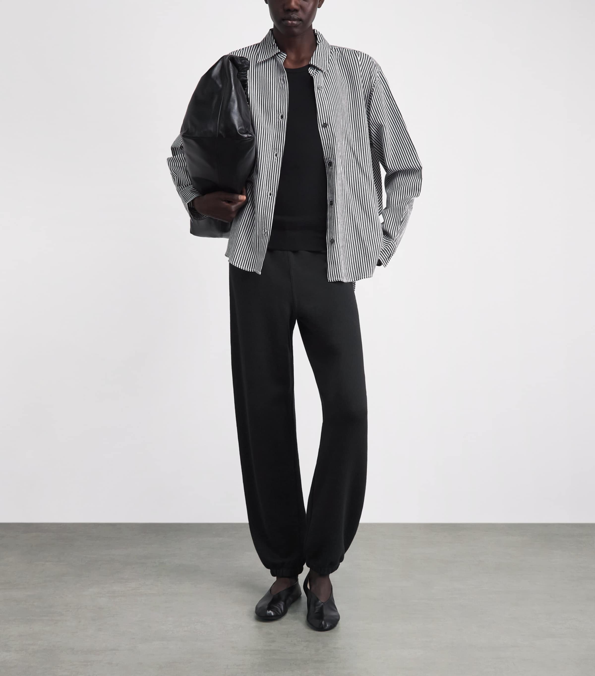 ÉTERNE Womens French Terry Sweatpants Black Image 2