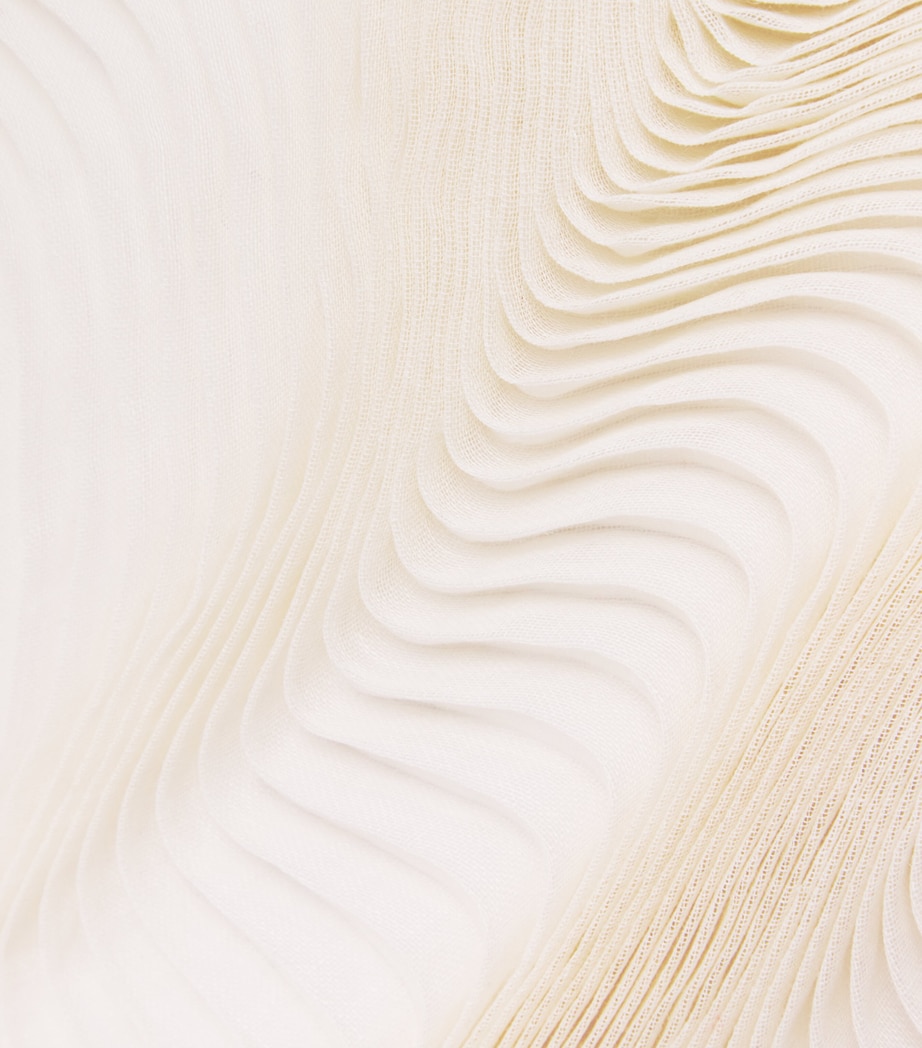 Issey Miyake Feather Pleats Stole White Image 3