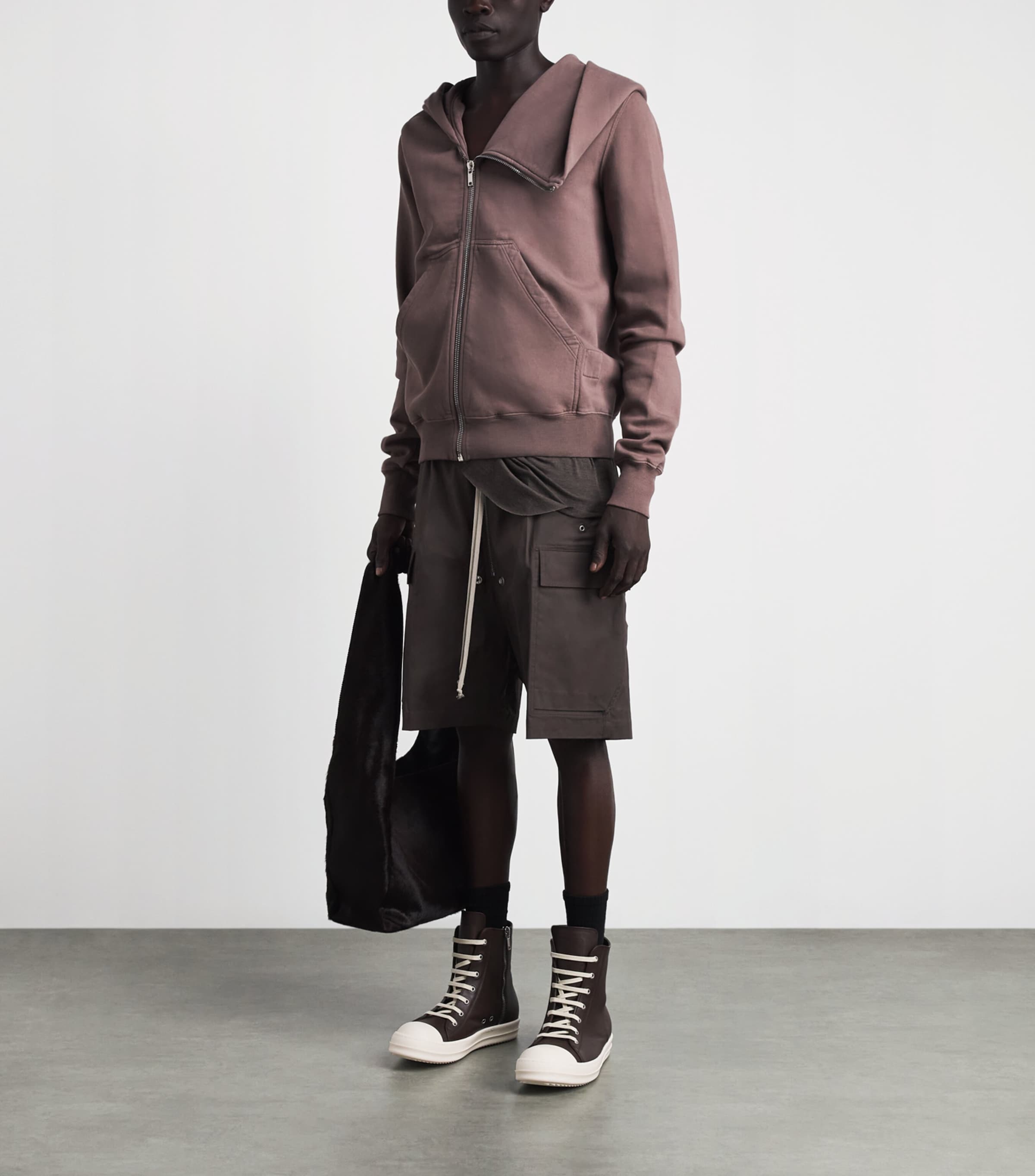 Rick Owens Mens Cargobela Shorts Drk Dust Image 2