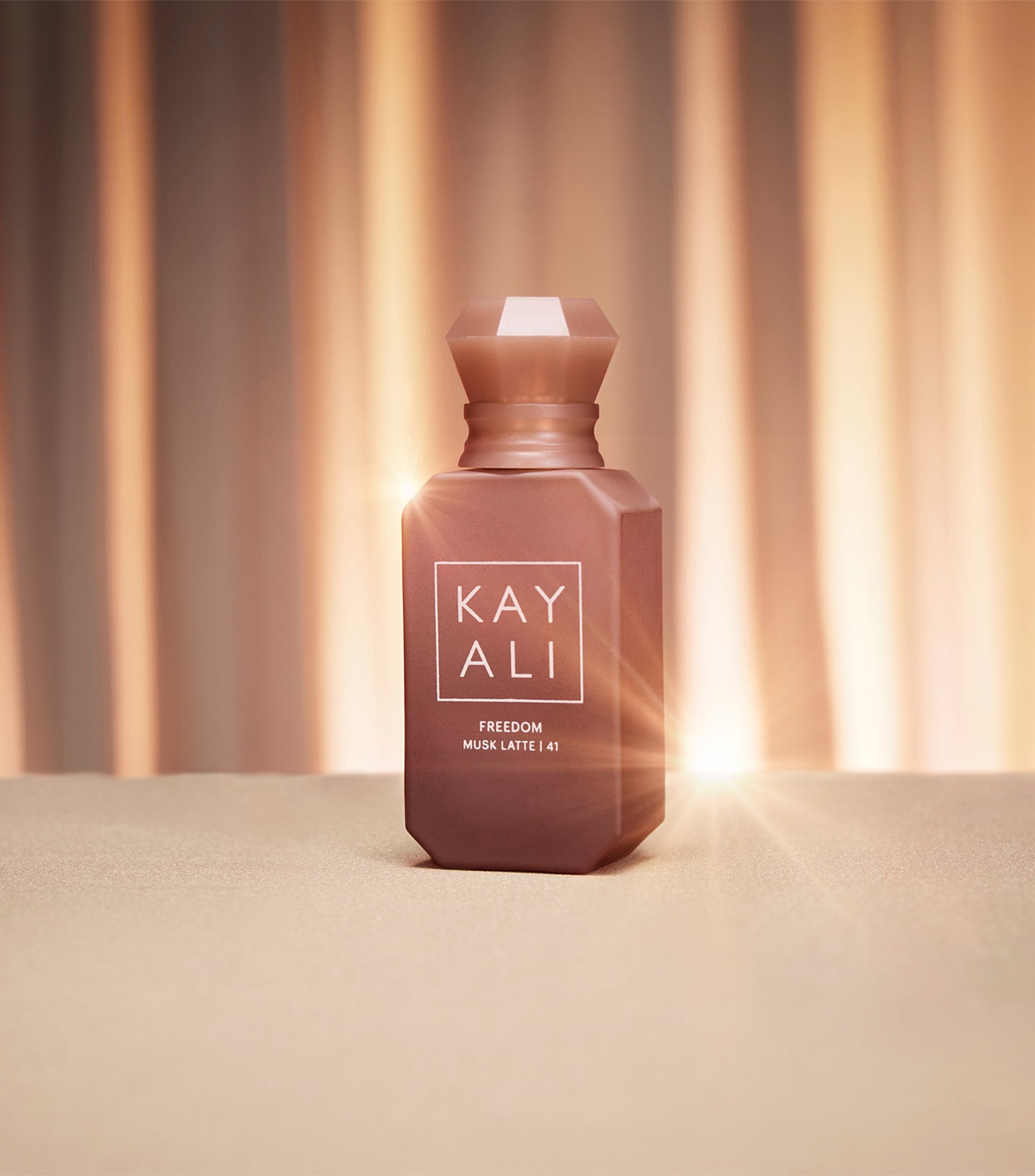 Kayali Freedom Musk Latte Eau de Parfum (10ml) Image 3
