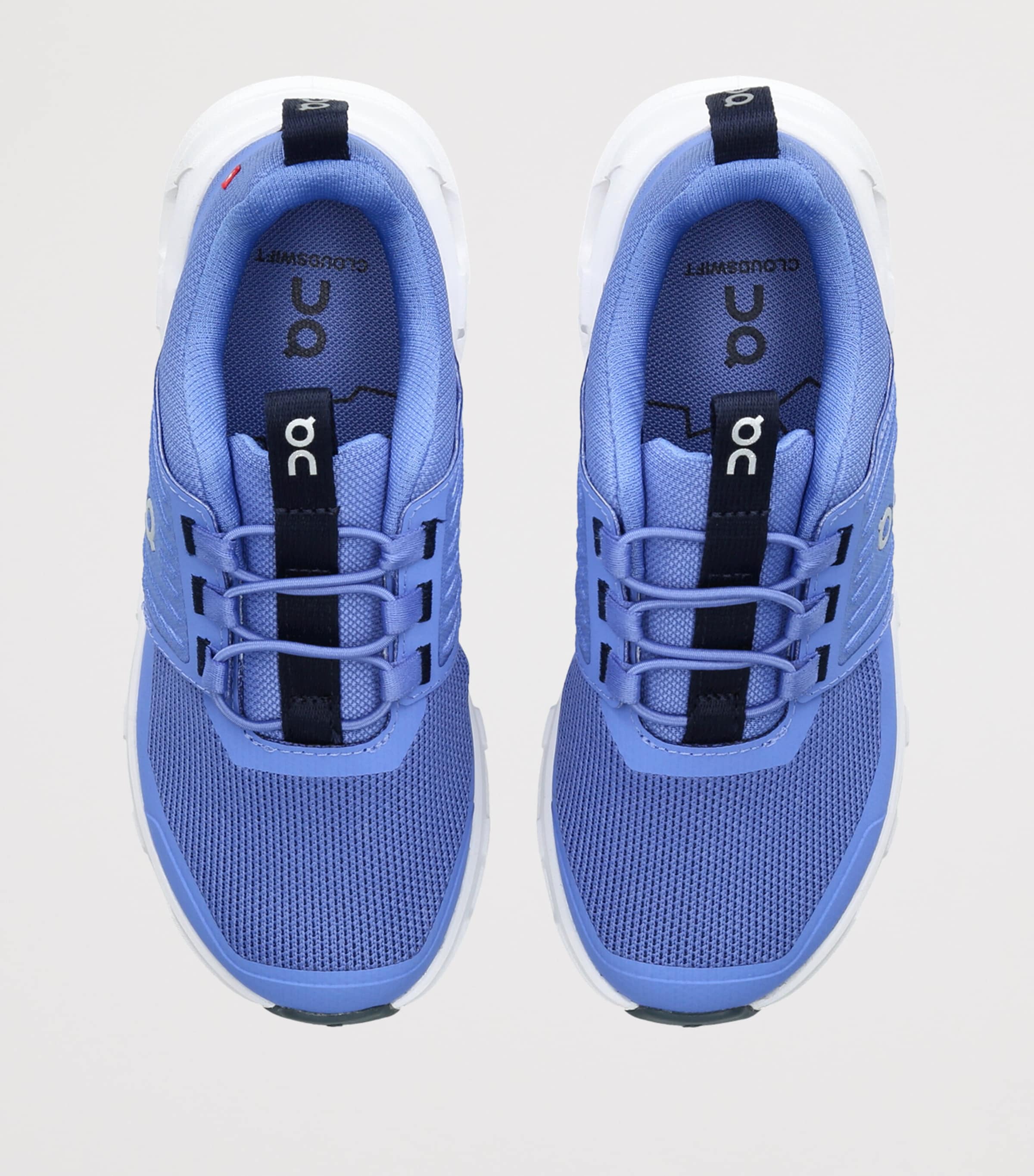 ON Running Cloudswift Trainers Blue Image 2