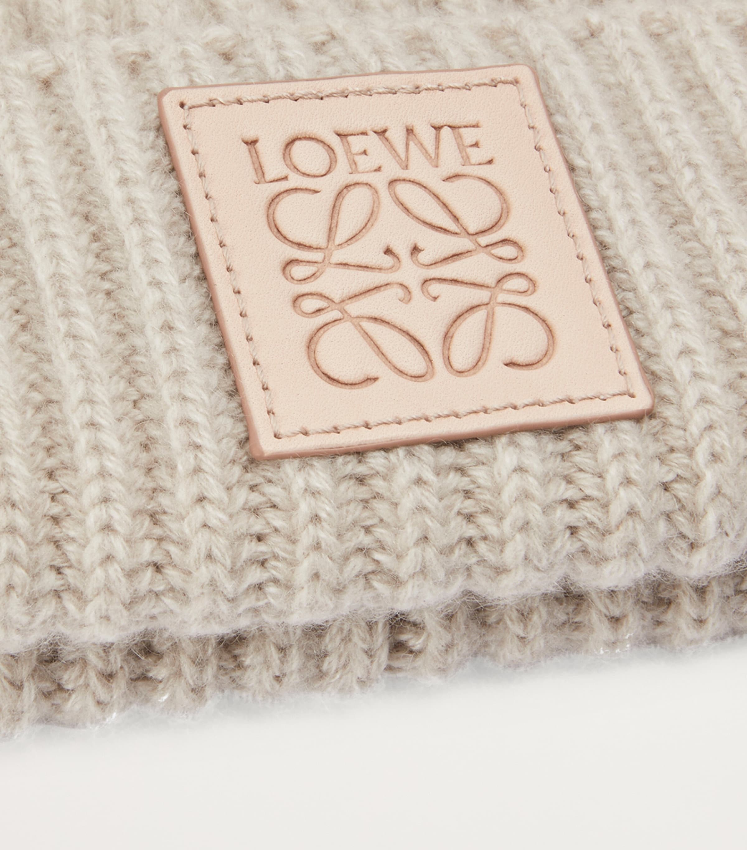 Cashmere Beanie LIGHT BEIGE Image 4