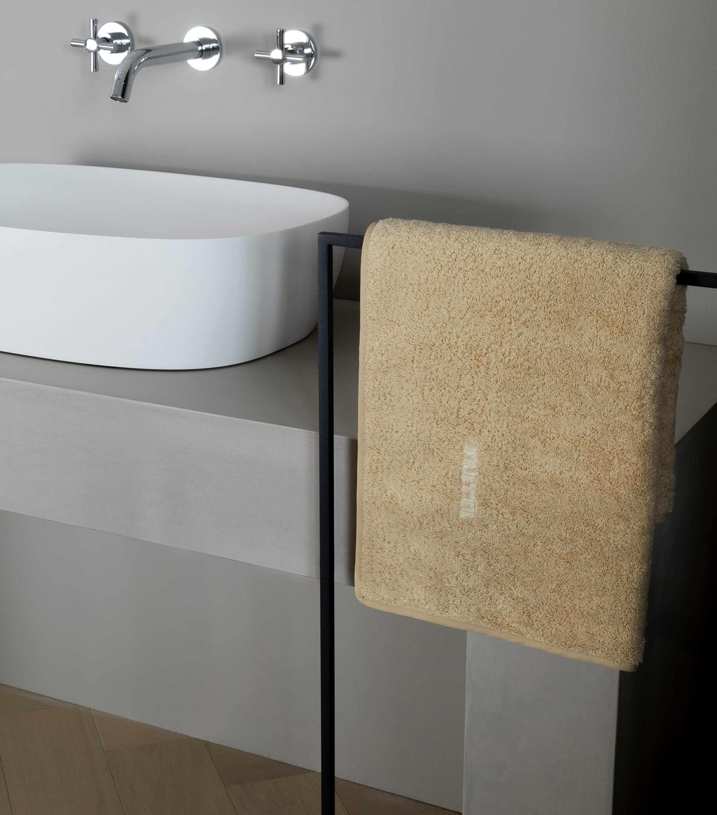 Frette Cotto Unito Bath Towel (60cm x 110cm) Golden Beige Image 2