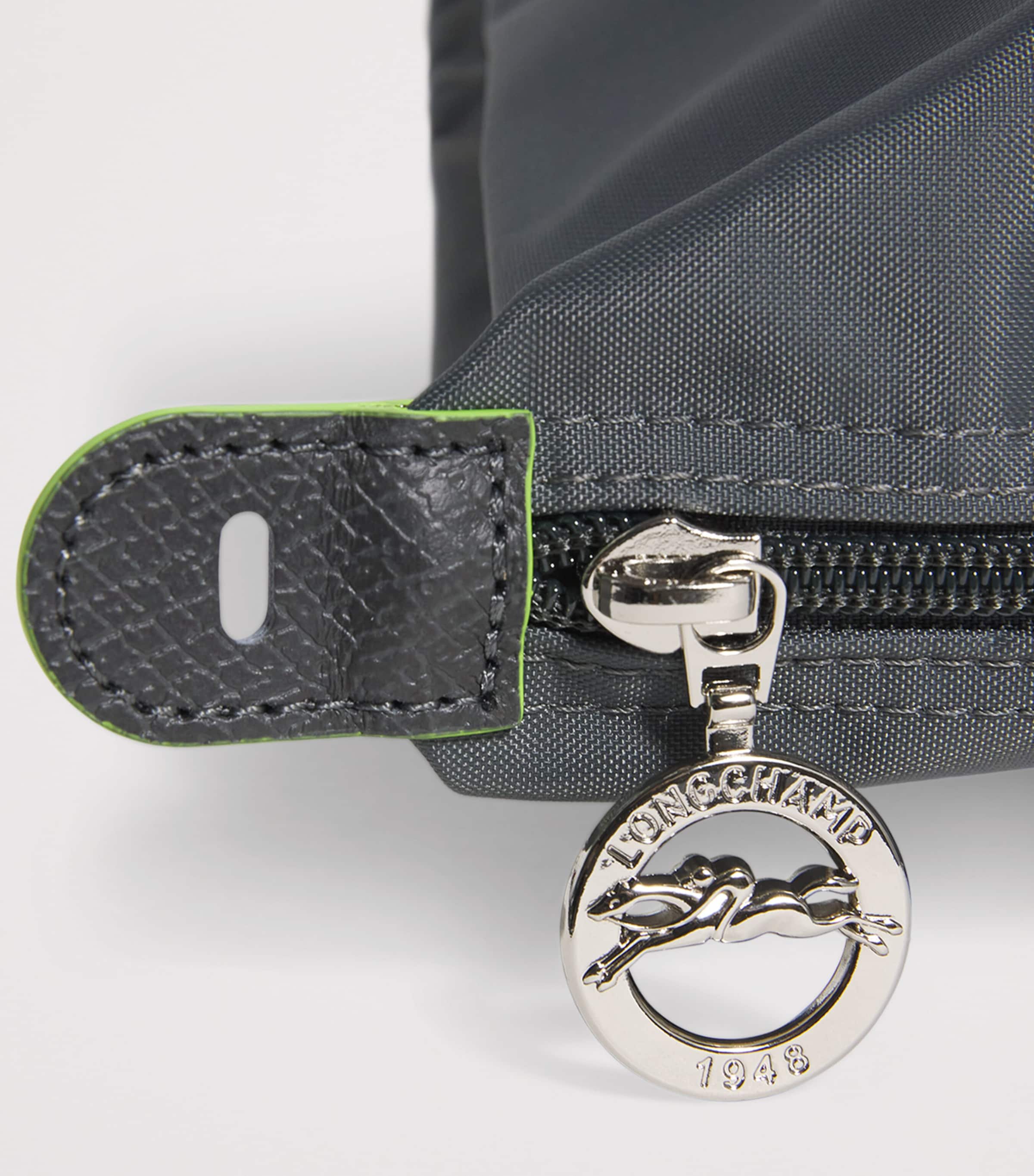 Large Le Pliage Travel Tote Bag P66 GRAPHITE Image 6