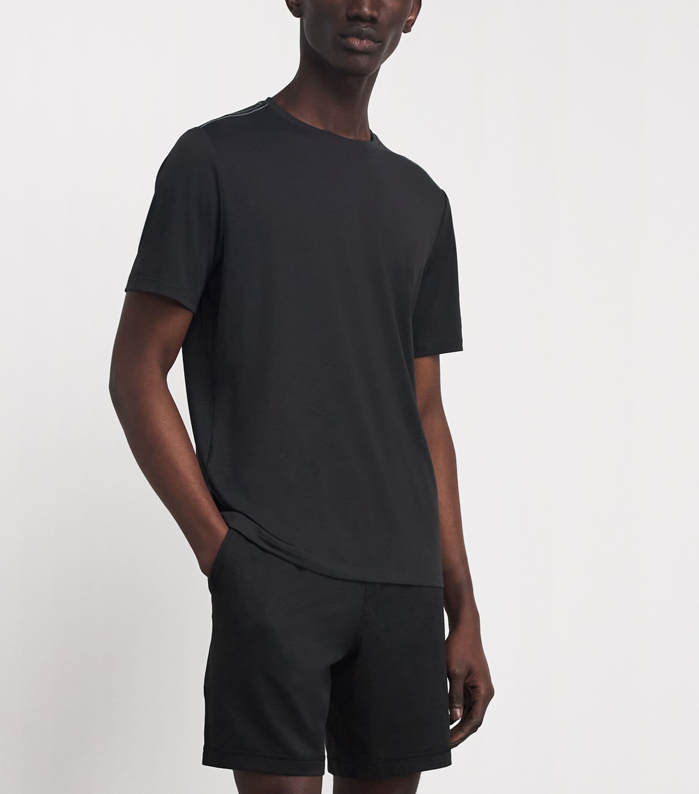 VUORI Mens Current Tech T-Shirt Black Blk Image 4