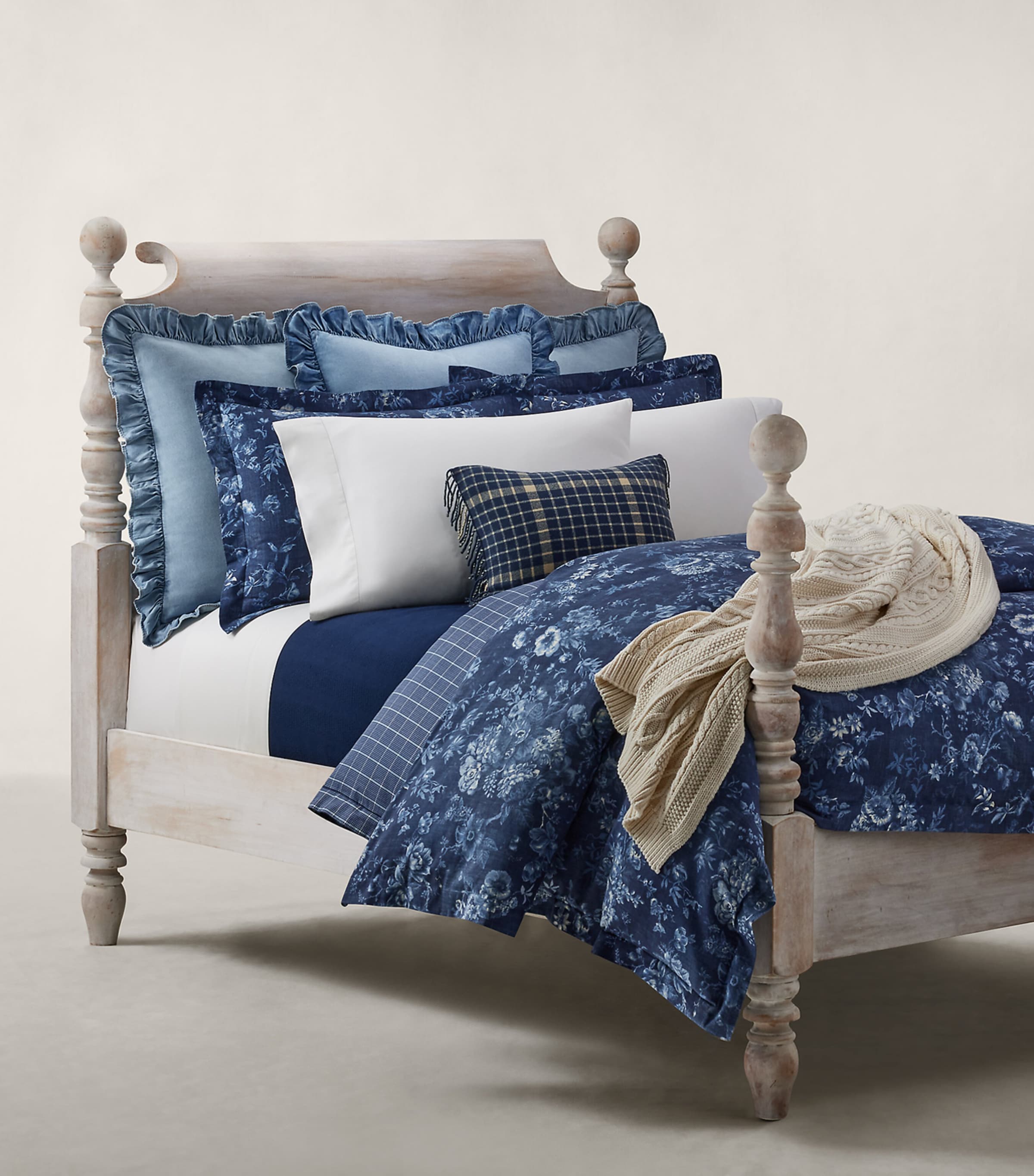 Kathryn Single Duvet Cover (140cm x 200cm) INDIGO Image 2
