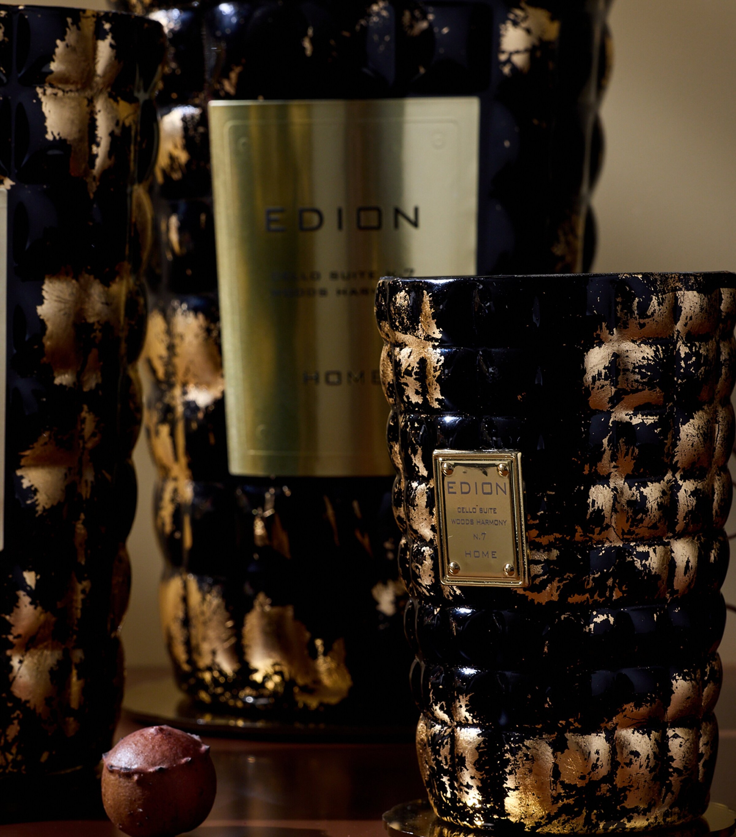 EDION Cello Suite No.7 Wood Harmony Candle (500g) Gold Image 4