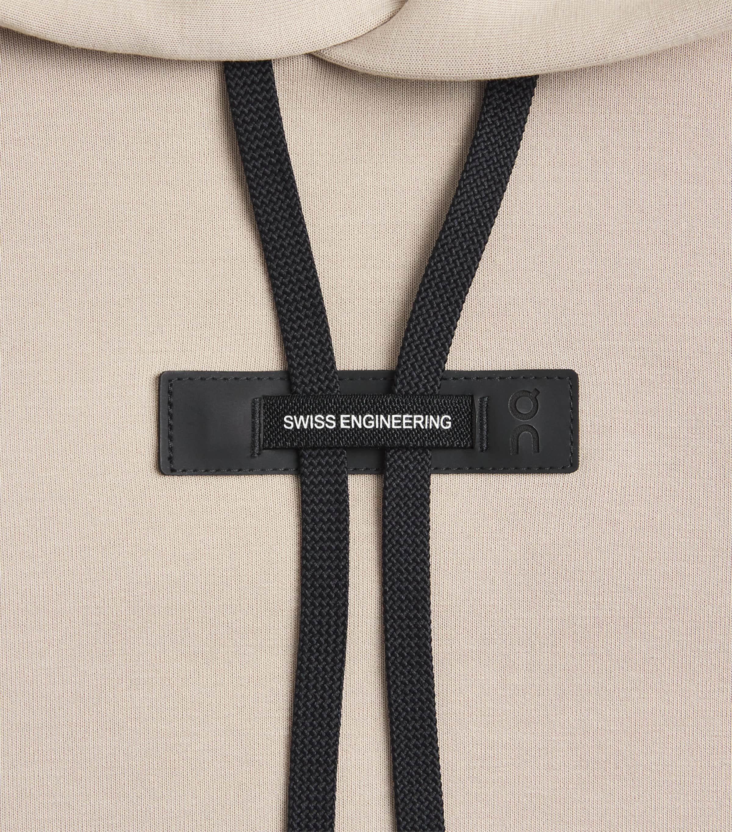 Focus Tech Hoodie DESERT Image 2