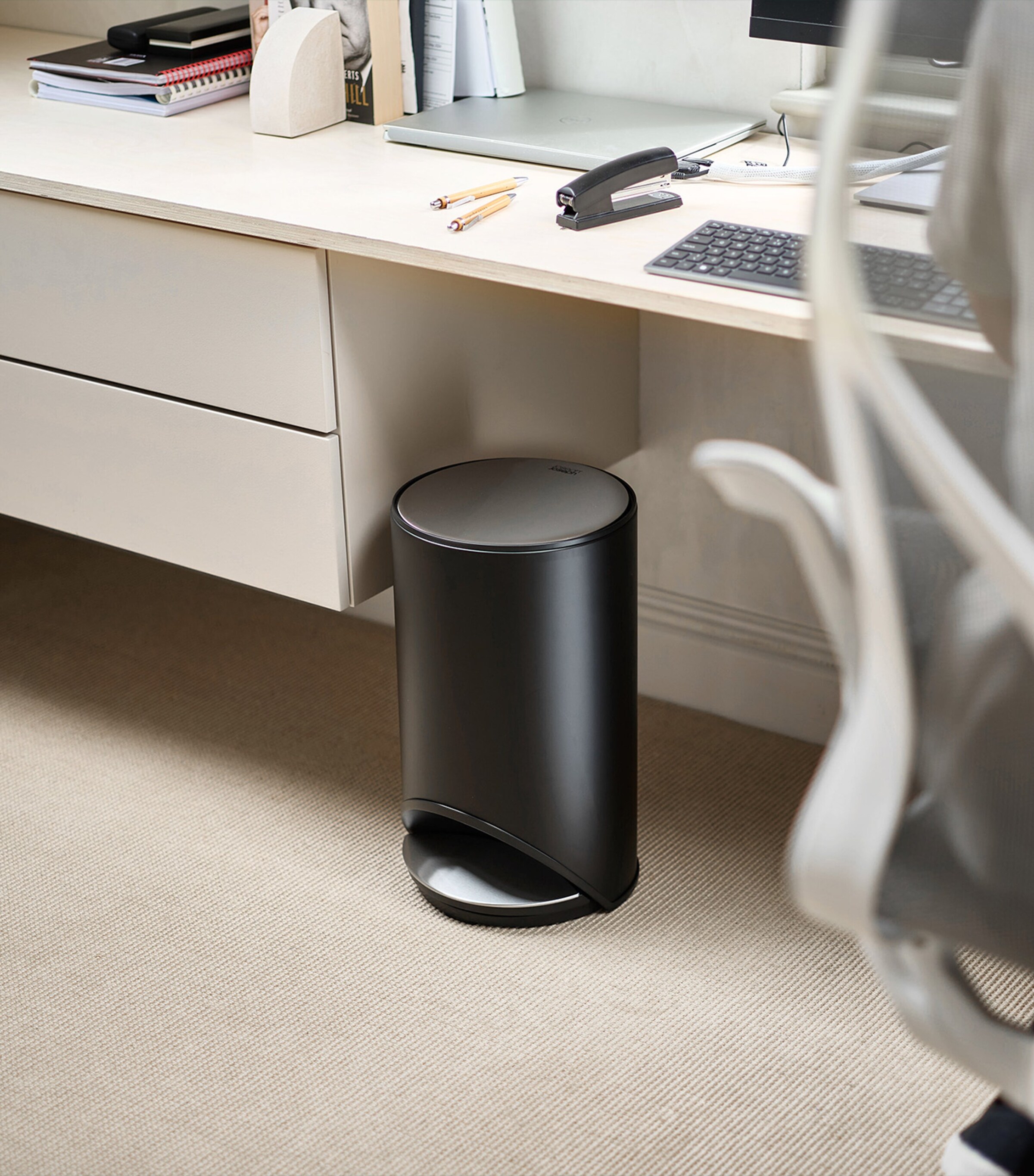 Joseph Joseph Small Easy-Push Arc Pedal Bin (10L) | Bathroom | Bathroom Storage | Bathroom Bins | Cleaning & Household | Kitchen Bins | Designers | Joseph Joseph Joseph Joseph Small Easy-Push Arc Pedal Bin (10L) | Bathroom | Bathroom Storage | Bathroom Bins | Cleaning & Household | Kitchen Bins | Designers | Joseph Joseph