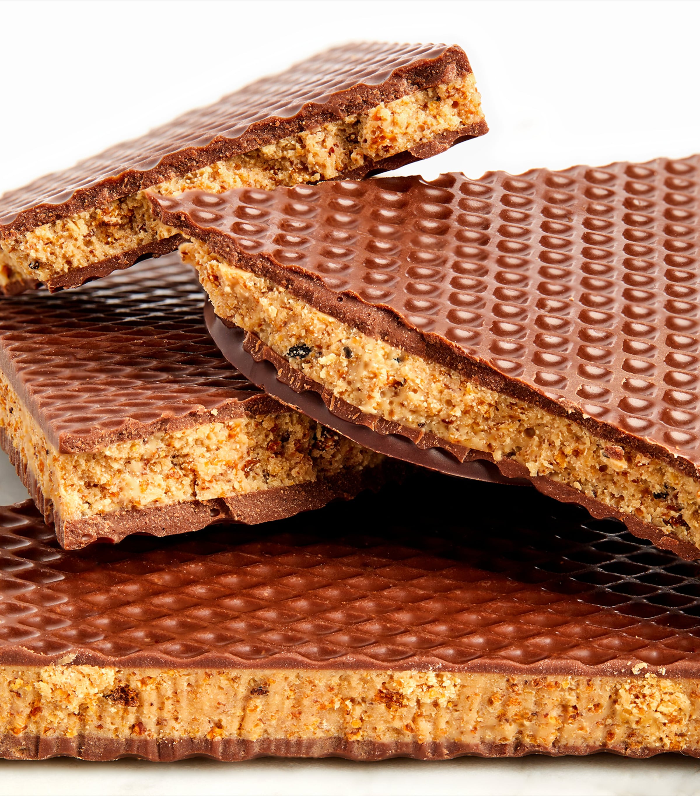 Milk Chocolate Bread and Butter Slab (260g) NO COLOUR Image 4