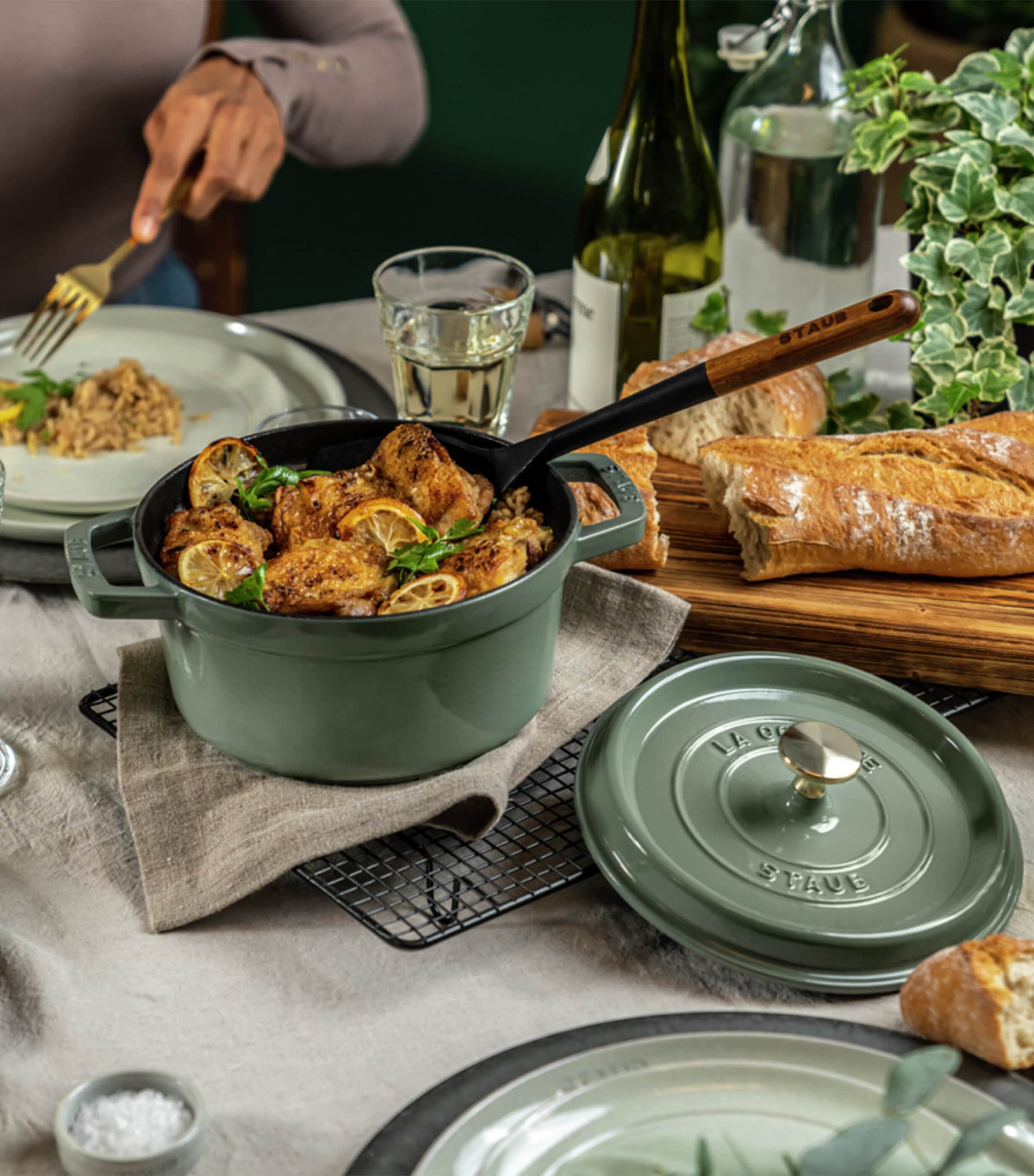 Staub Round Cocotte (20cm) | Harrods US
