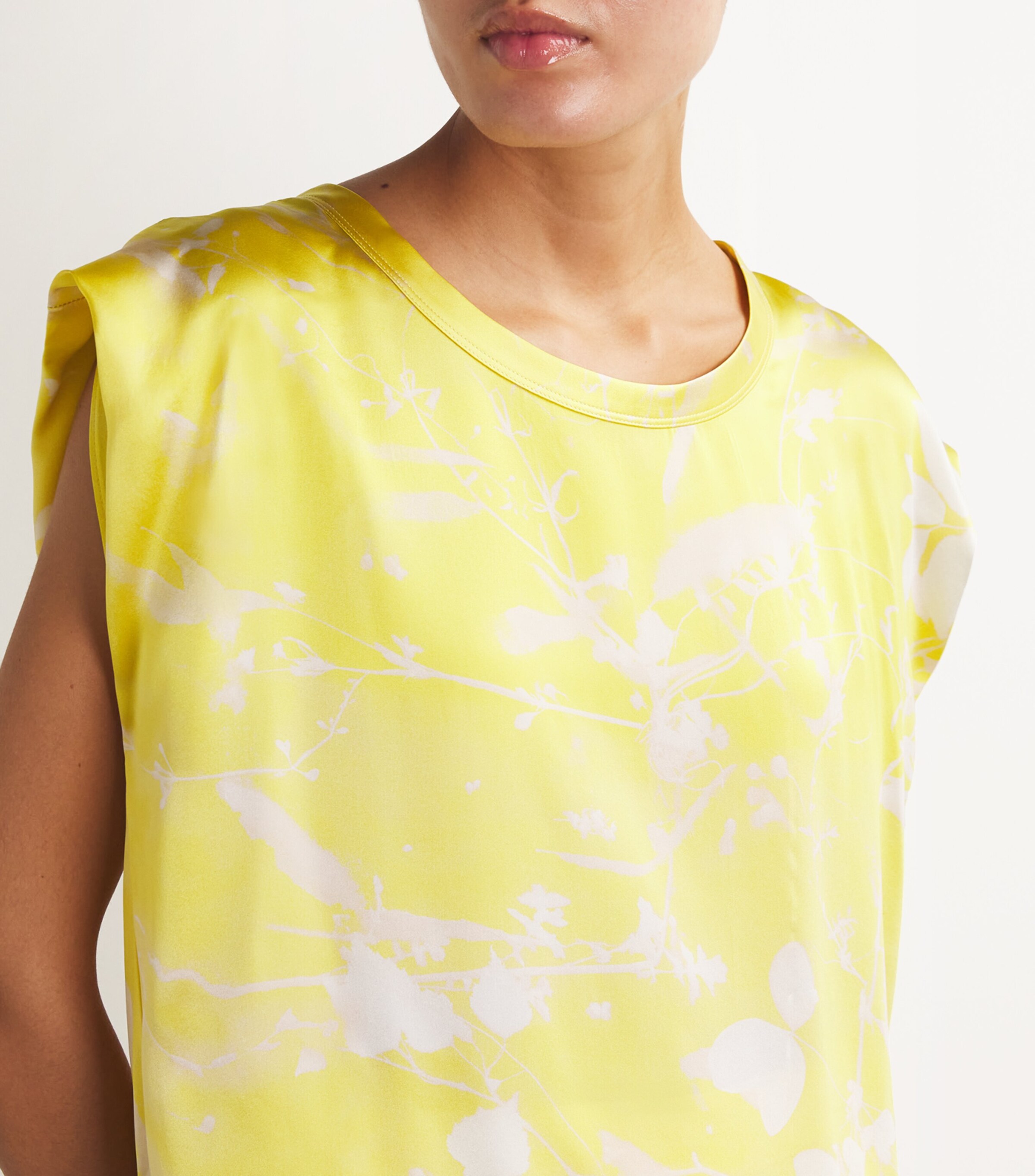 Fabiana Filippi Womens Silk Sleeveless T-Shirt Cedro Image 6