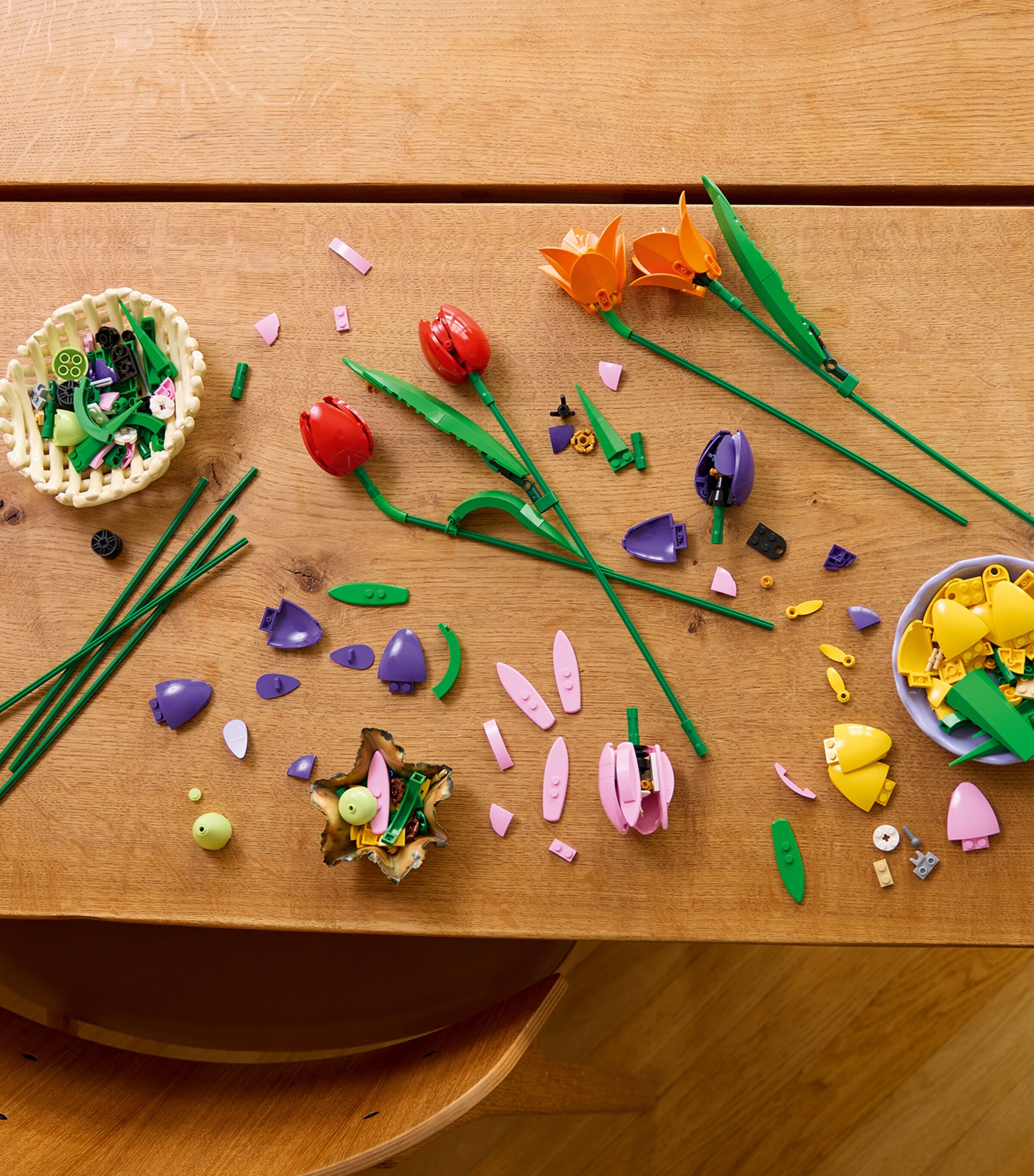 Botanicals Tulip Bouquet Flowers 11501 MULTI Image 4