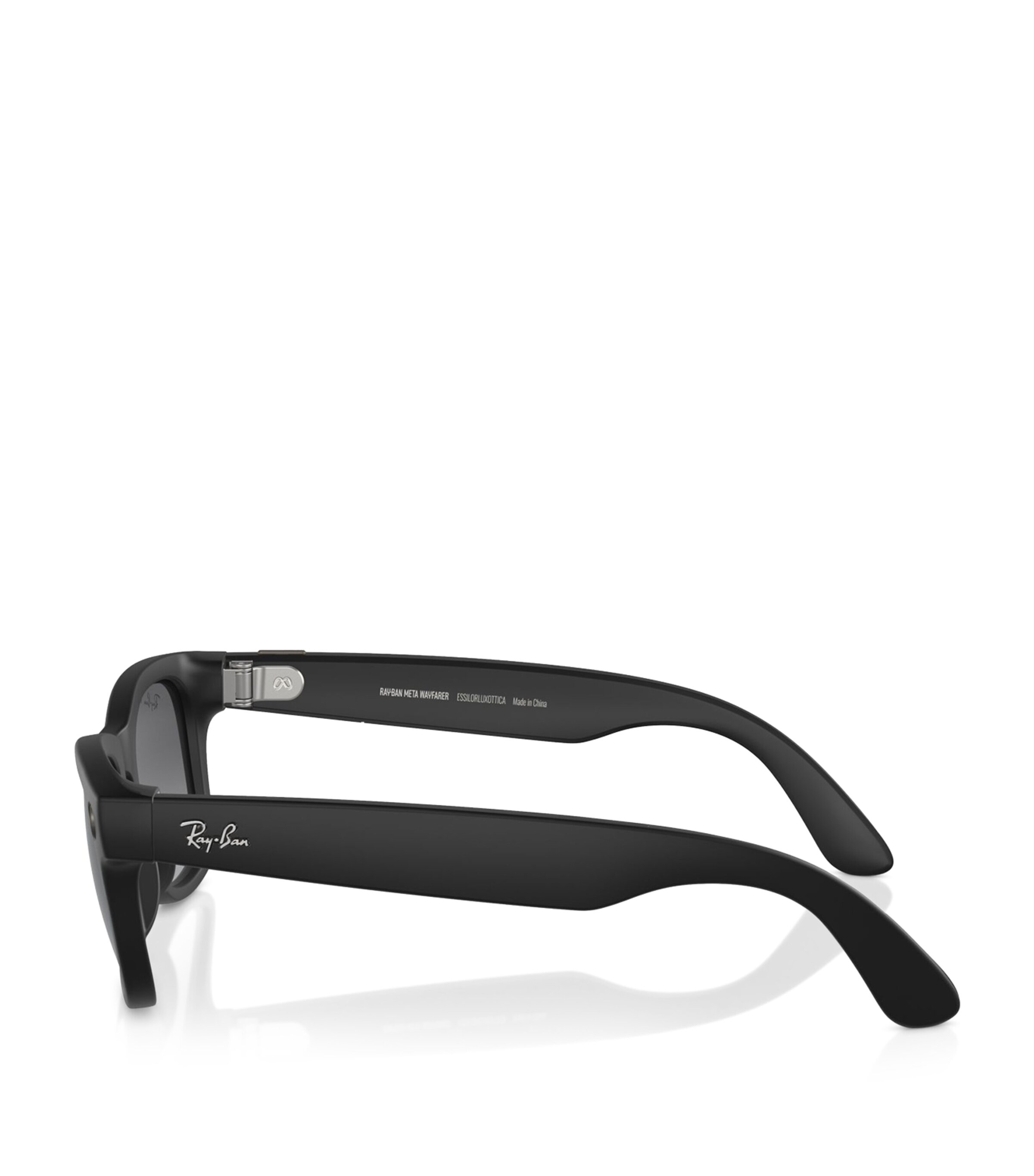 Ray-Ban x Meta Smart Wayfarer Sunglasses Image 3