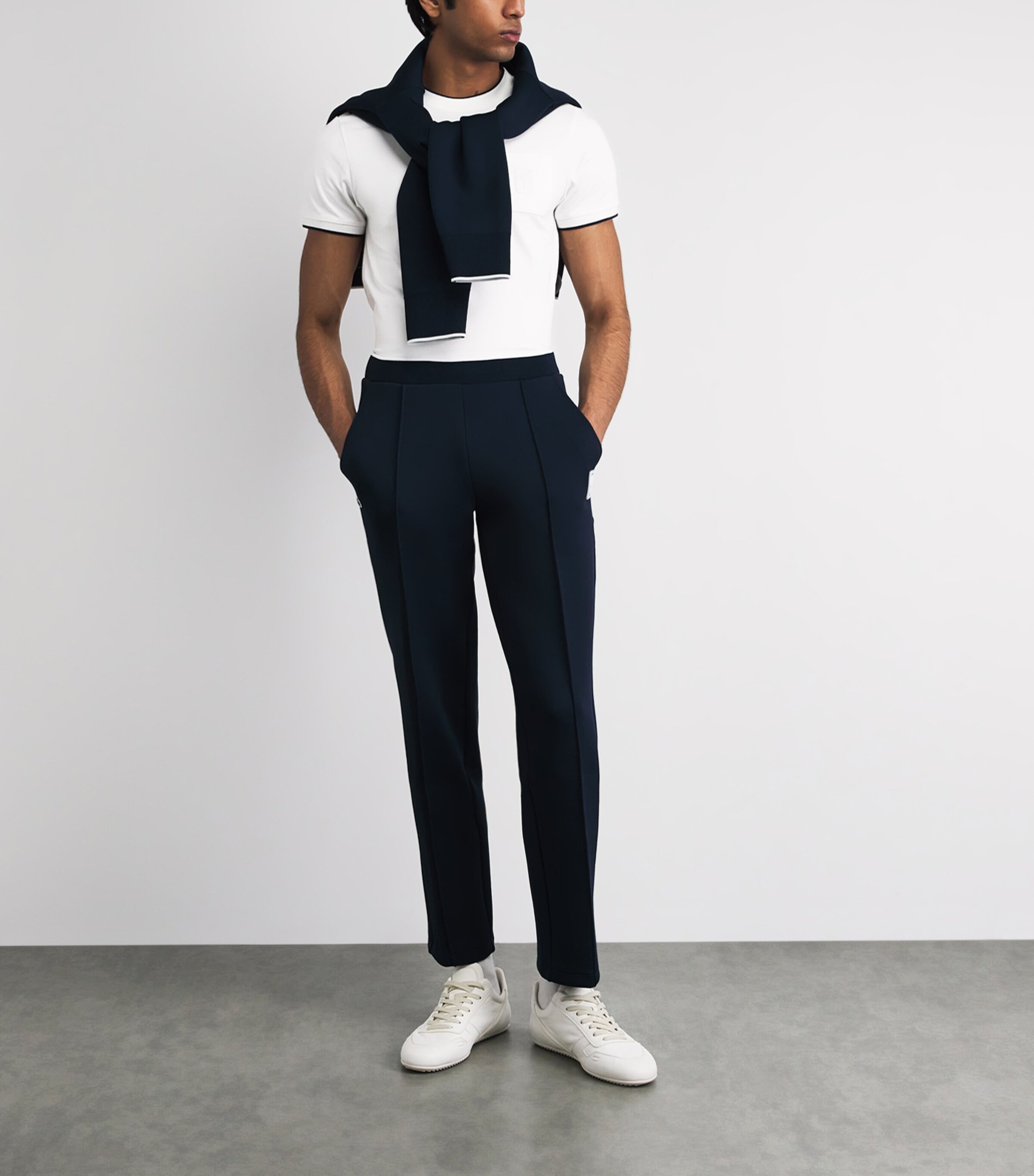 Lacoste Mens Contrast-Trim Pocket T-Shirt White Image 2