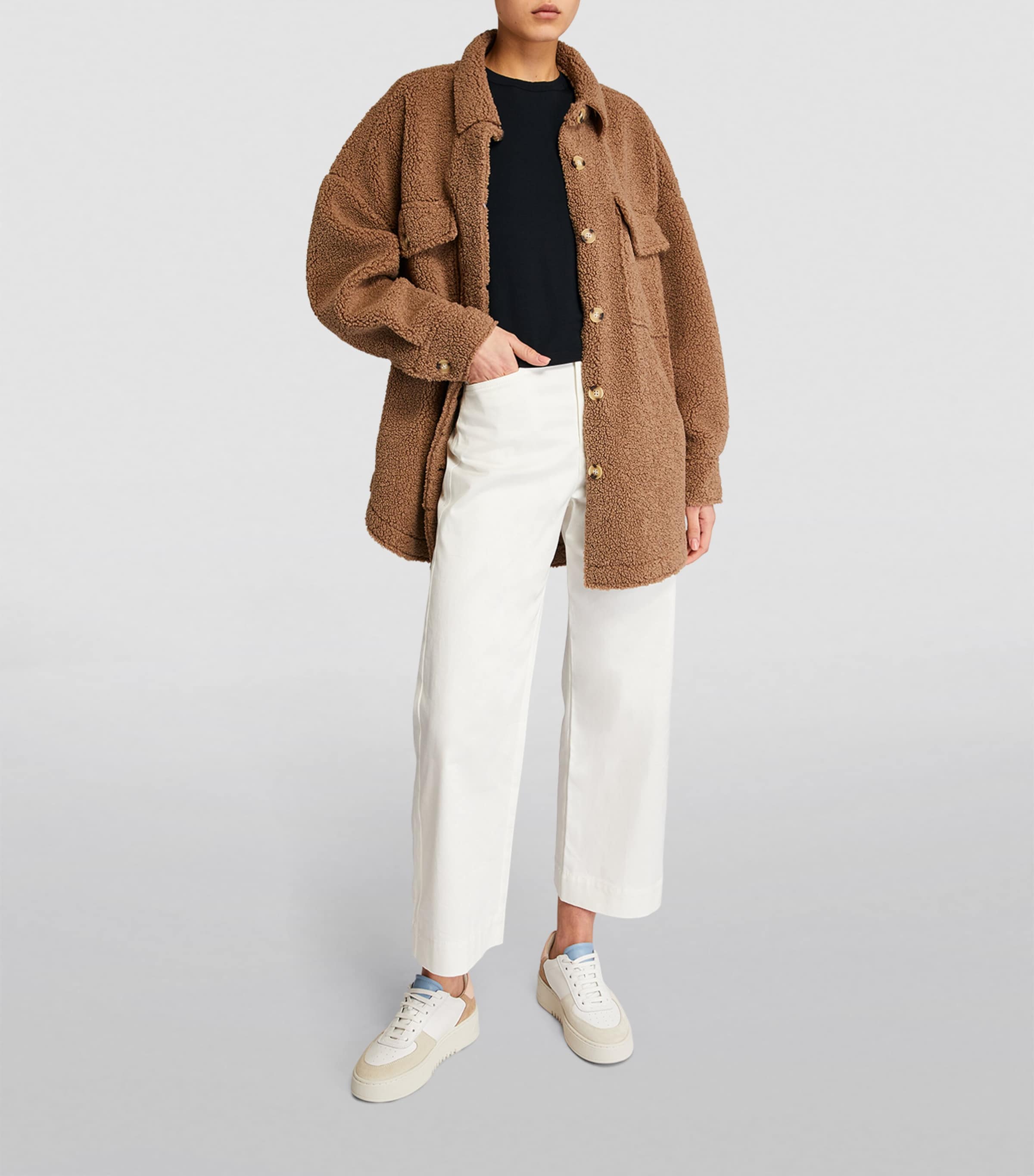 Luca T-Shirt BLK Image 2