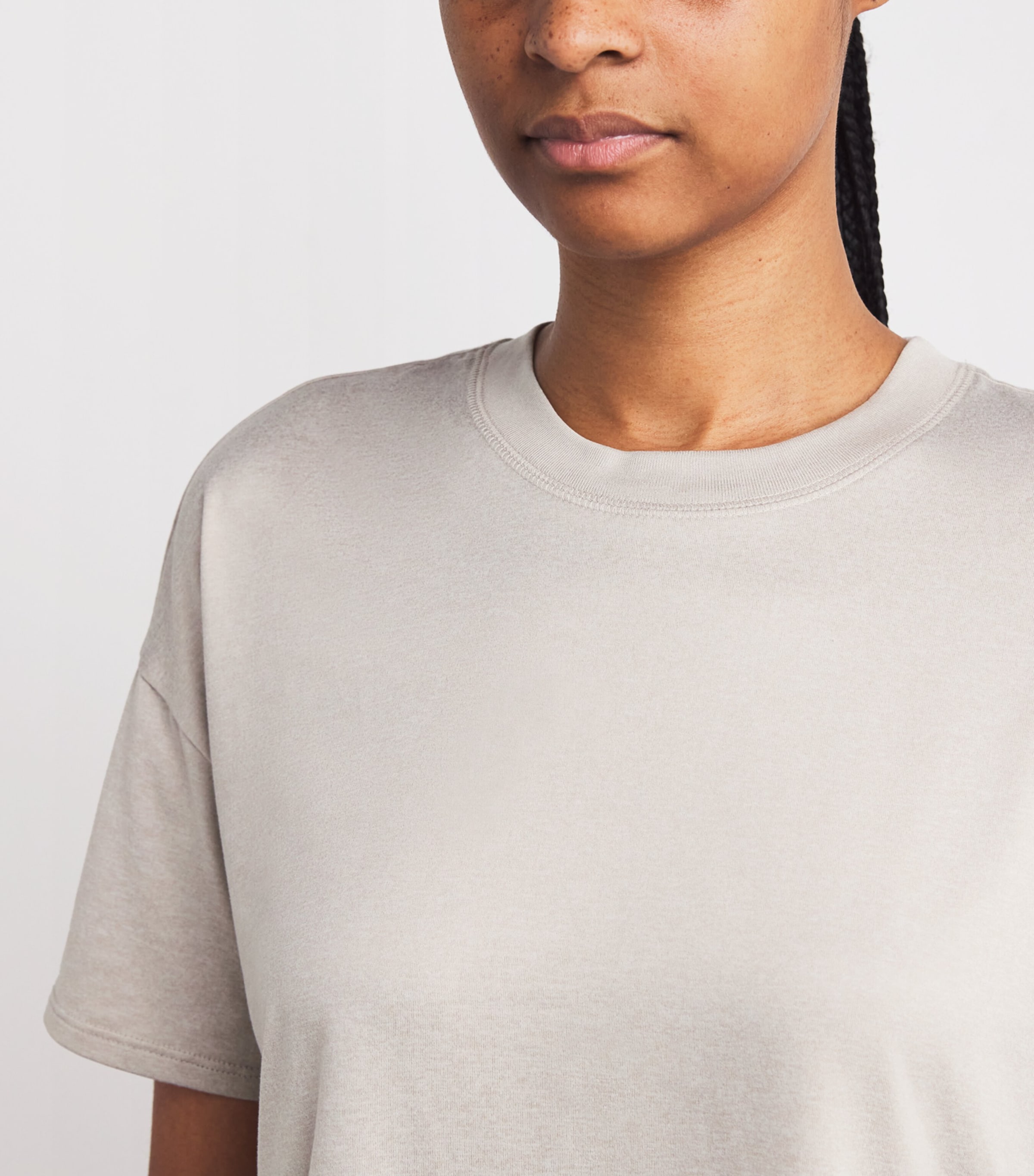 トップス roughlow VELOUR SHOULDER TEE (IVORY) roughlow VELOUR SHOULDER TEE (IVORY)