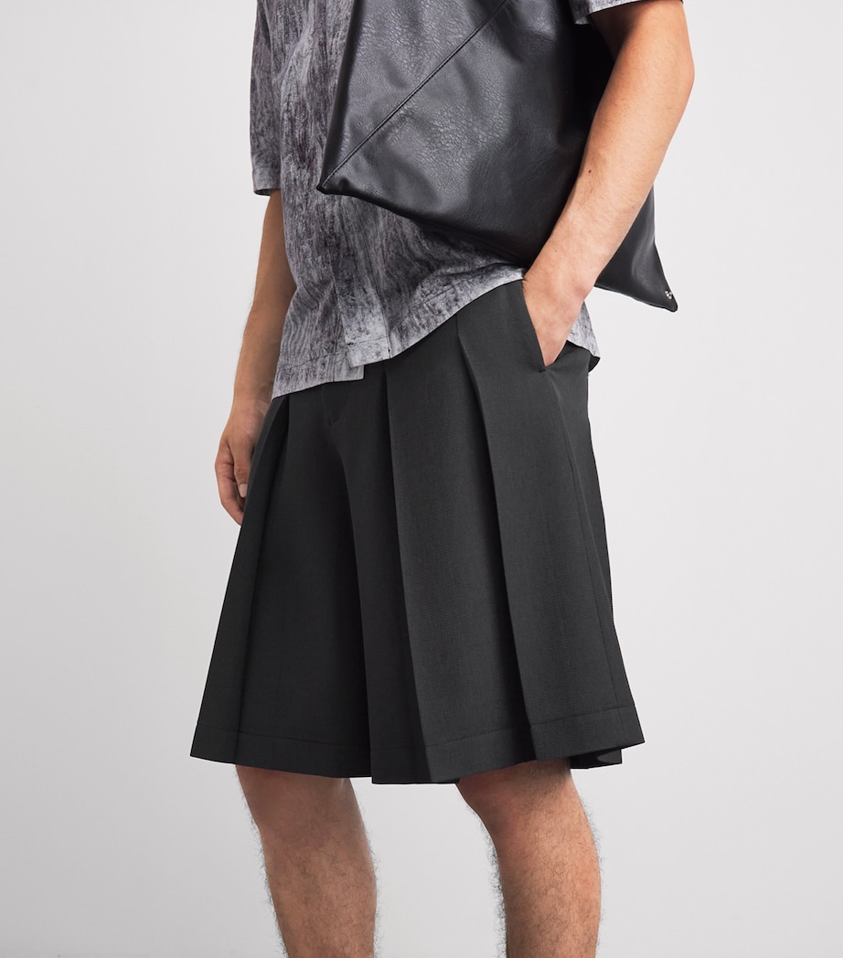 IM MEN Mens Pleated Cornice Shorts Charcoal Gray Image 3