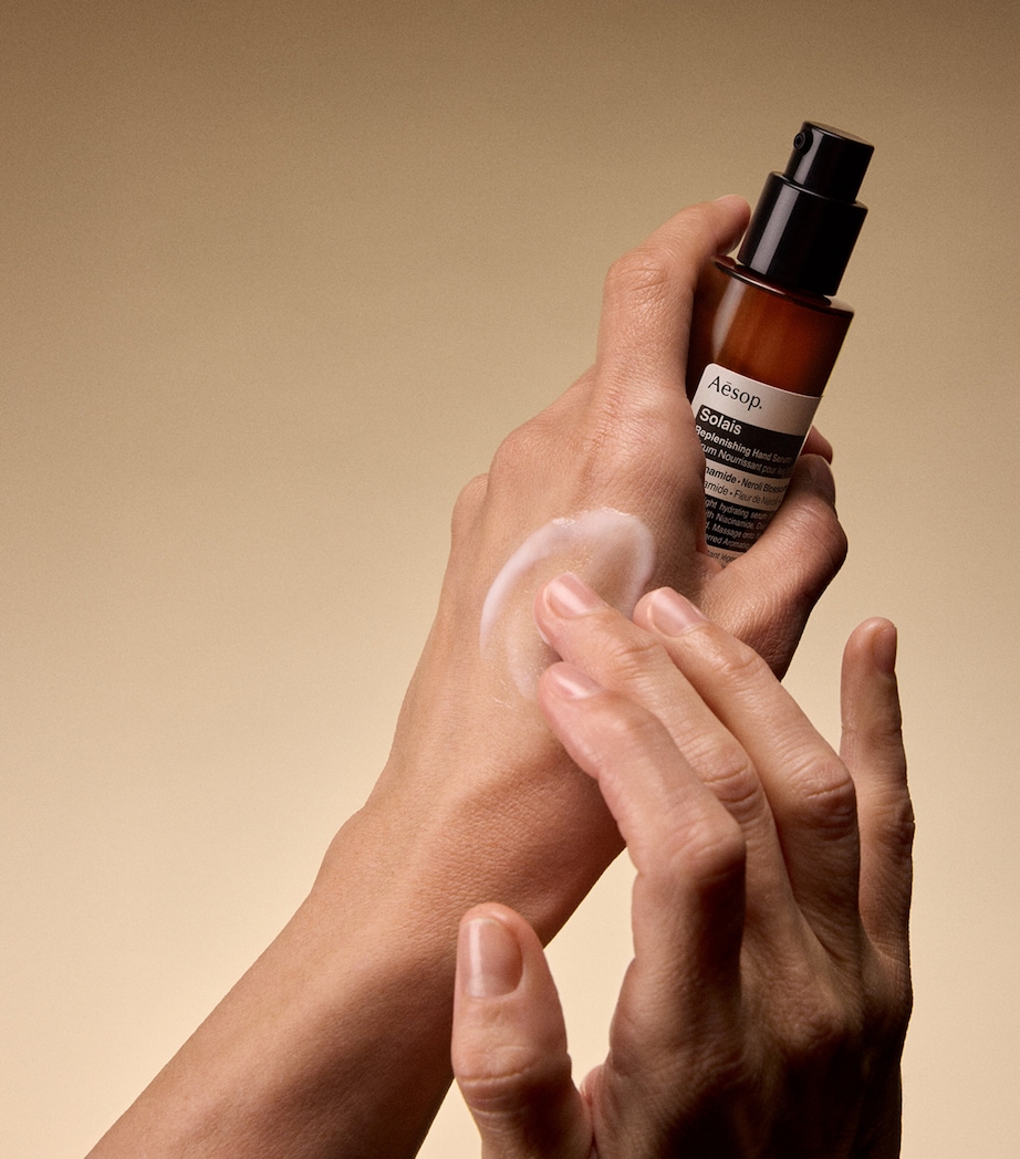 AESOP Solais Replenishing Hand Serum (30ml) Image 3