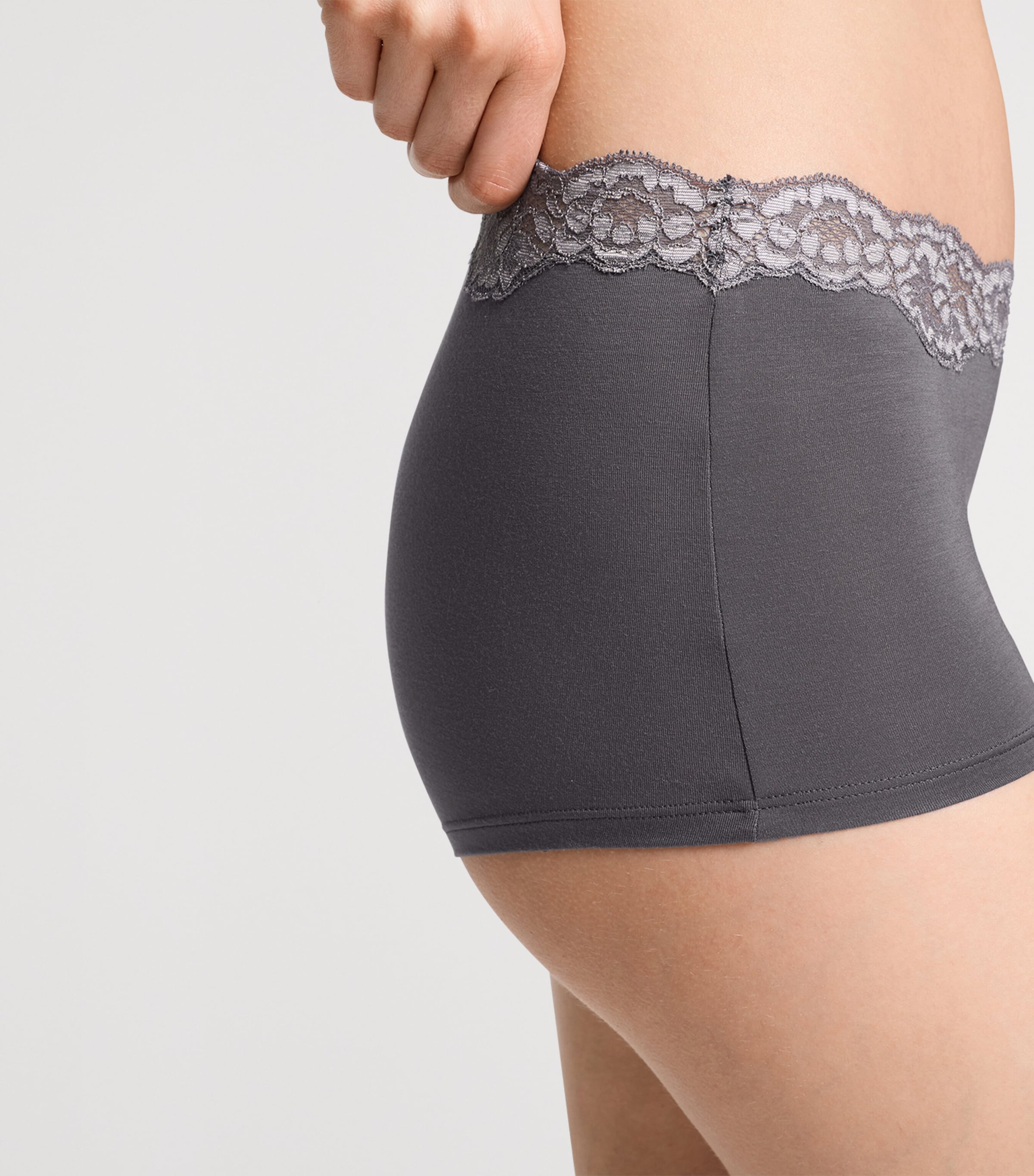 Hanro Womens Lace-Trim Shorts Briefs Boulevard Image 6
