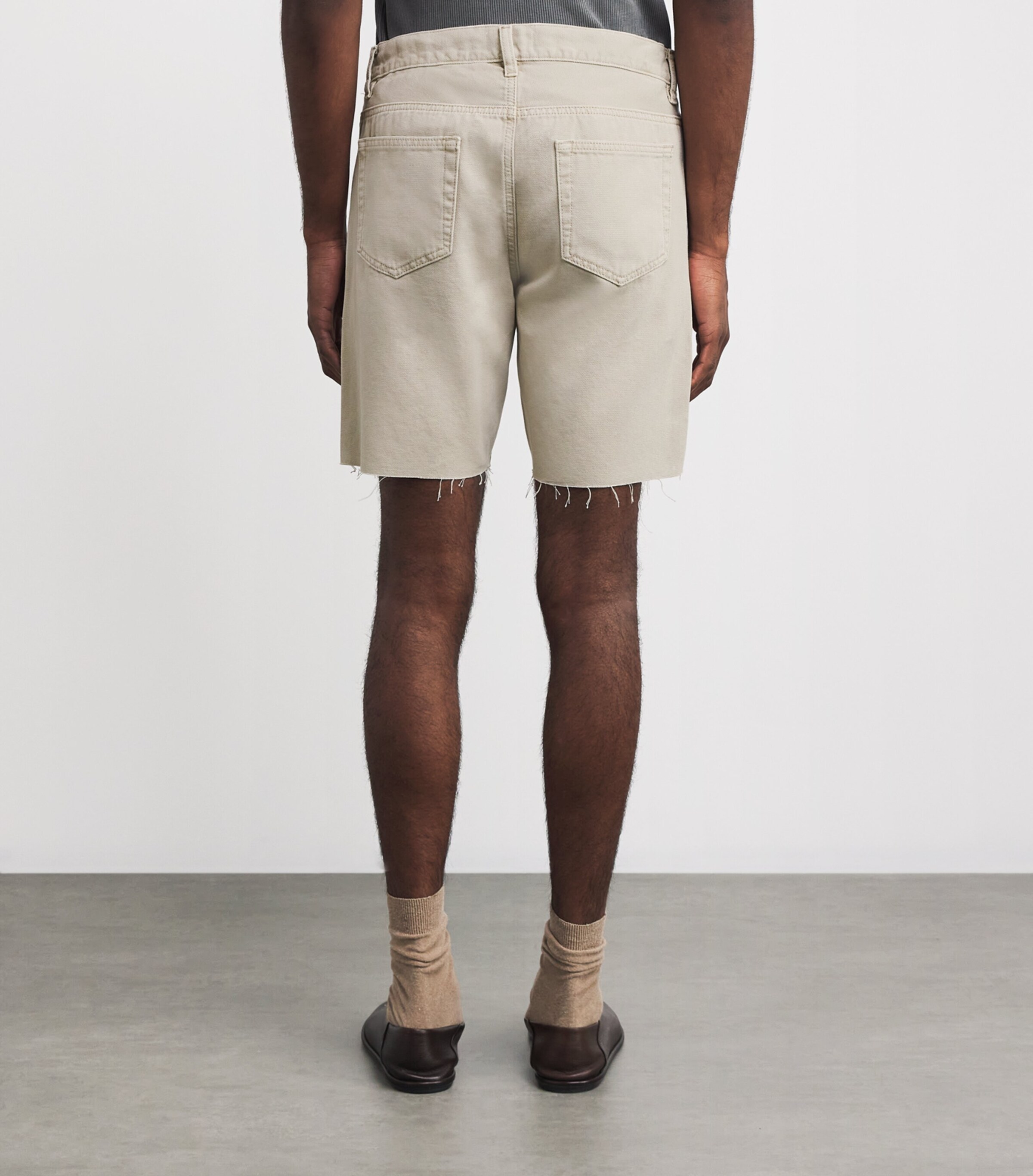 Raw-Hem Shorts BEACH SAND Image 4