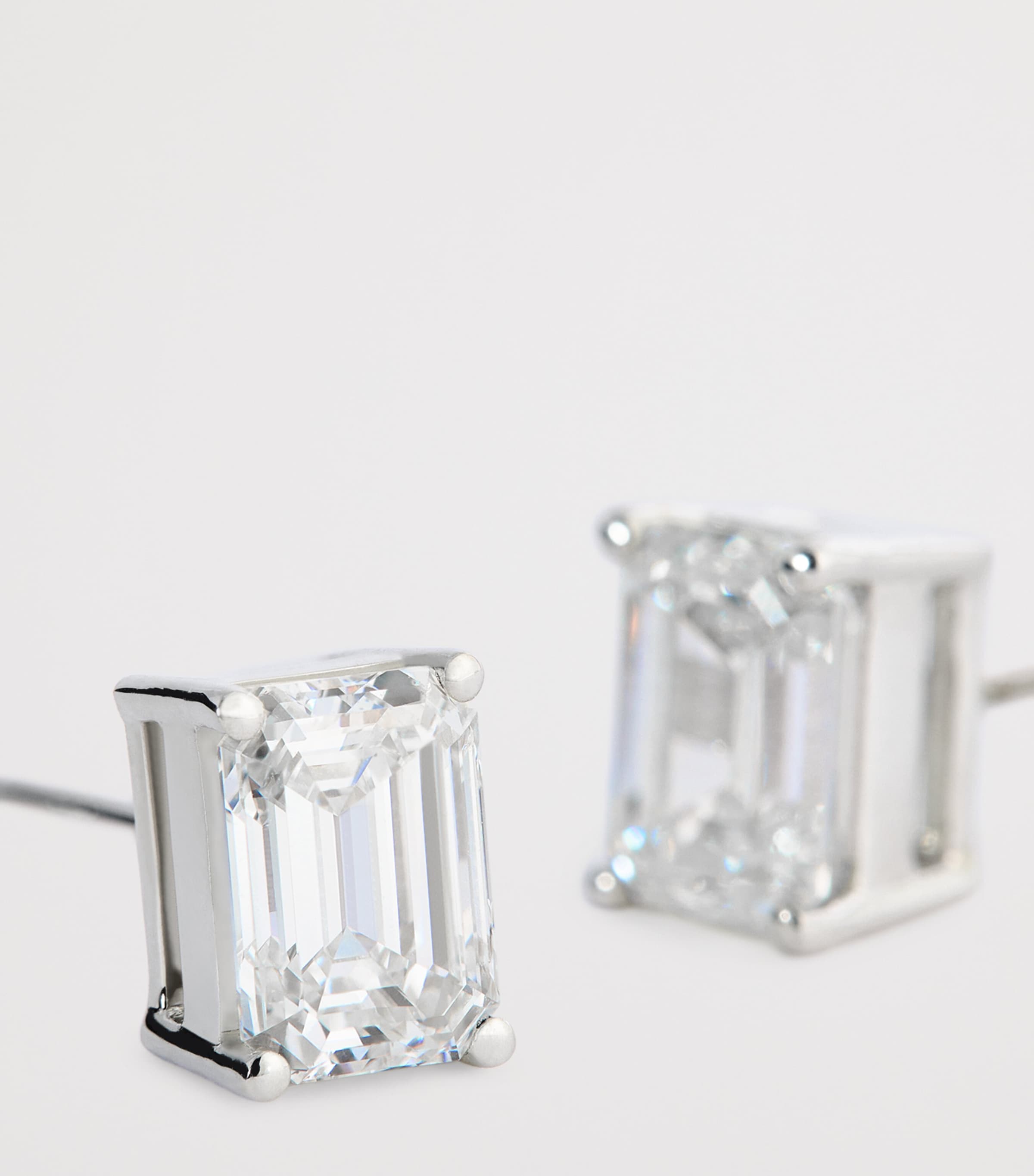 White Gold and Diamond Stud Earrings (1.00ctw) WHITE GOLD Image 4