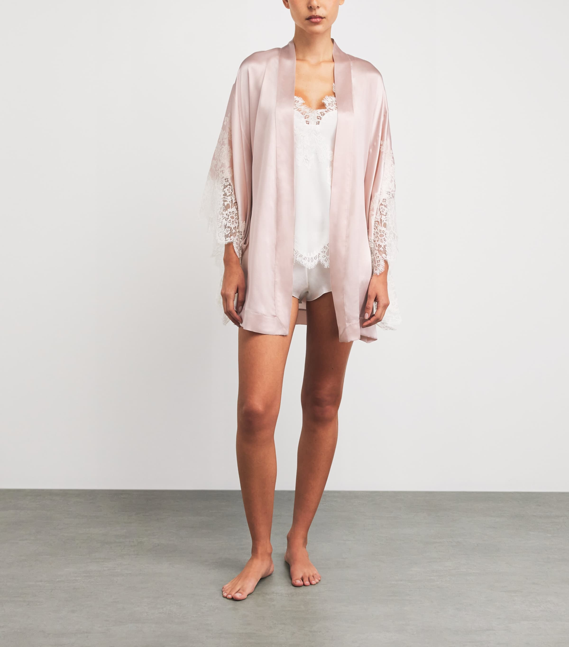 Carine Gilson Womens Silk Lace-Trim Julia Kimono Silverpink/naturel Image 2