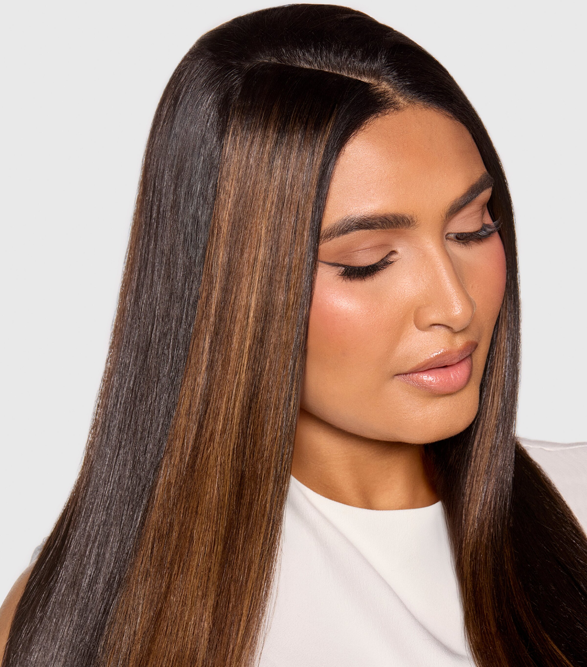Beauty Works x Huda BARELY THERE Mix & Match Minis Clip-In Hair Extensions (20") ARABIA DOLL Image 5