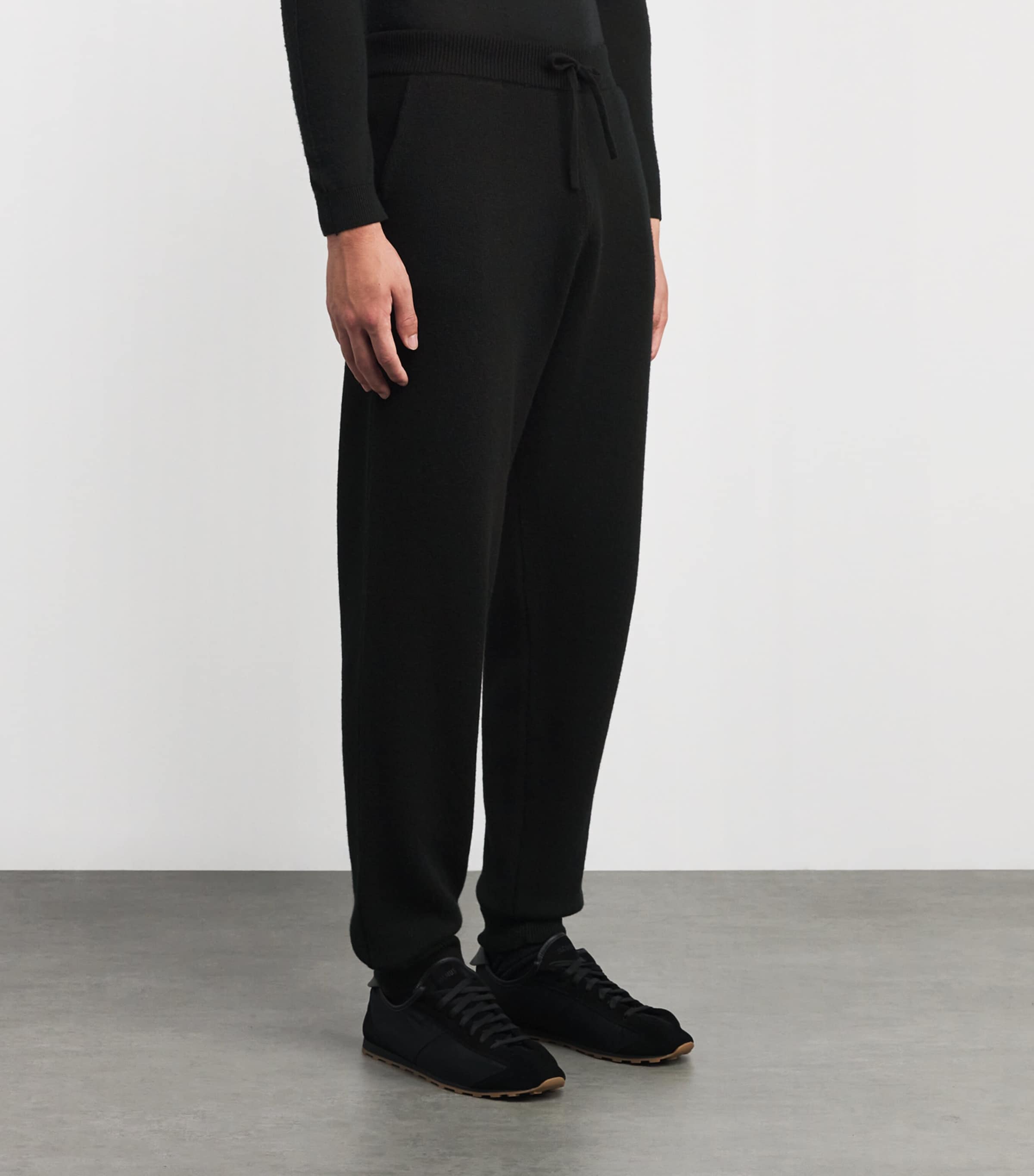 Harrods Mens Cashmere Sweatpants Black Image 3