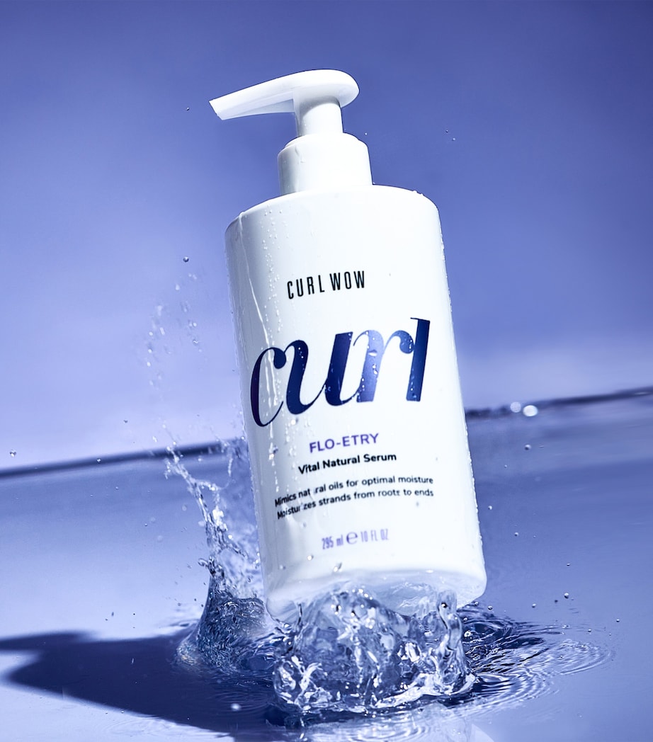 Curl Wow Flo-etry Vital Natural Curly Hair Serum (295ml) NO COLOUR Image 2