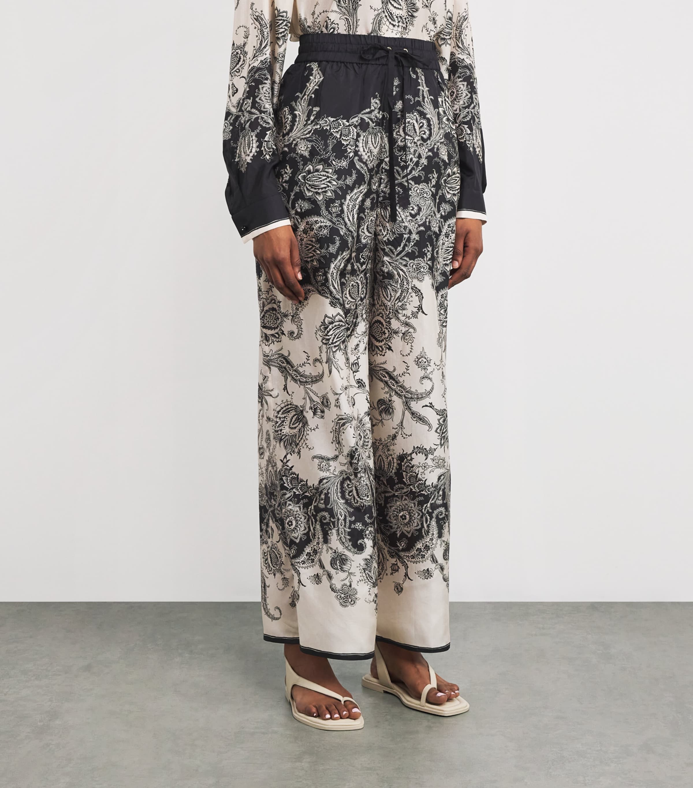 パンツ ZIMMERMANN RHIANNON PRINTED SILK TROUSERS Zimmermann Rhiannon Silk Relaxed Pants | Saks Fifth Avenue