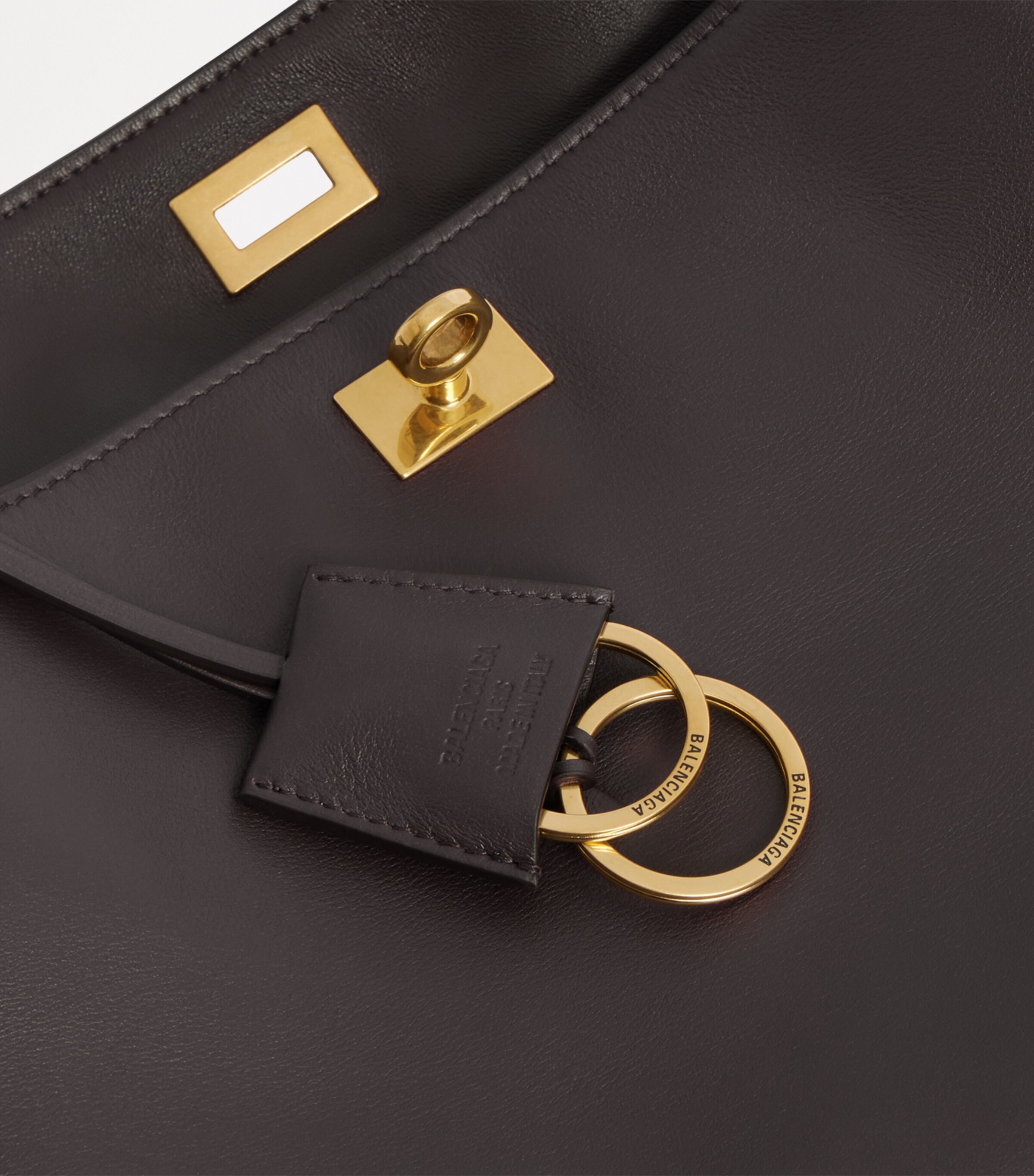 SMALL BLONDIE SHOULDER BAG 21.5 IN BLACK PATENT CALFSKIN main image 0