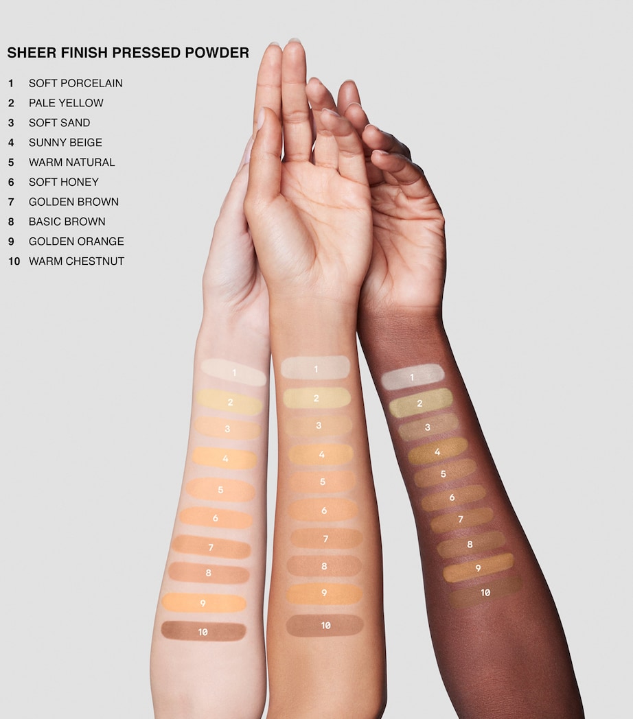 Sheer Finish Pressed Powder SOFT PORCELAIN Image 4