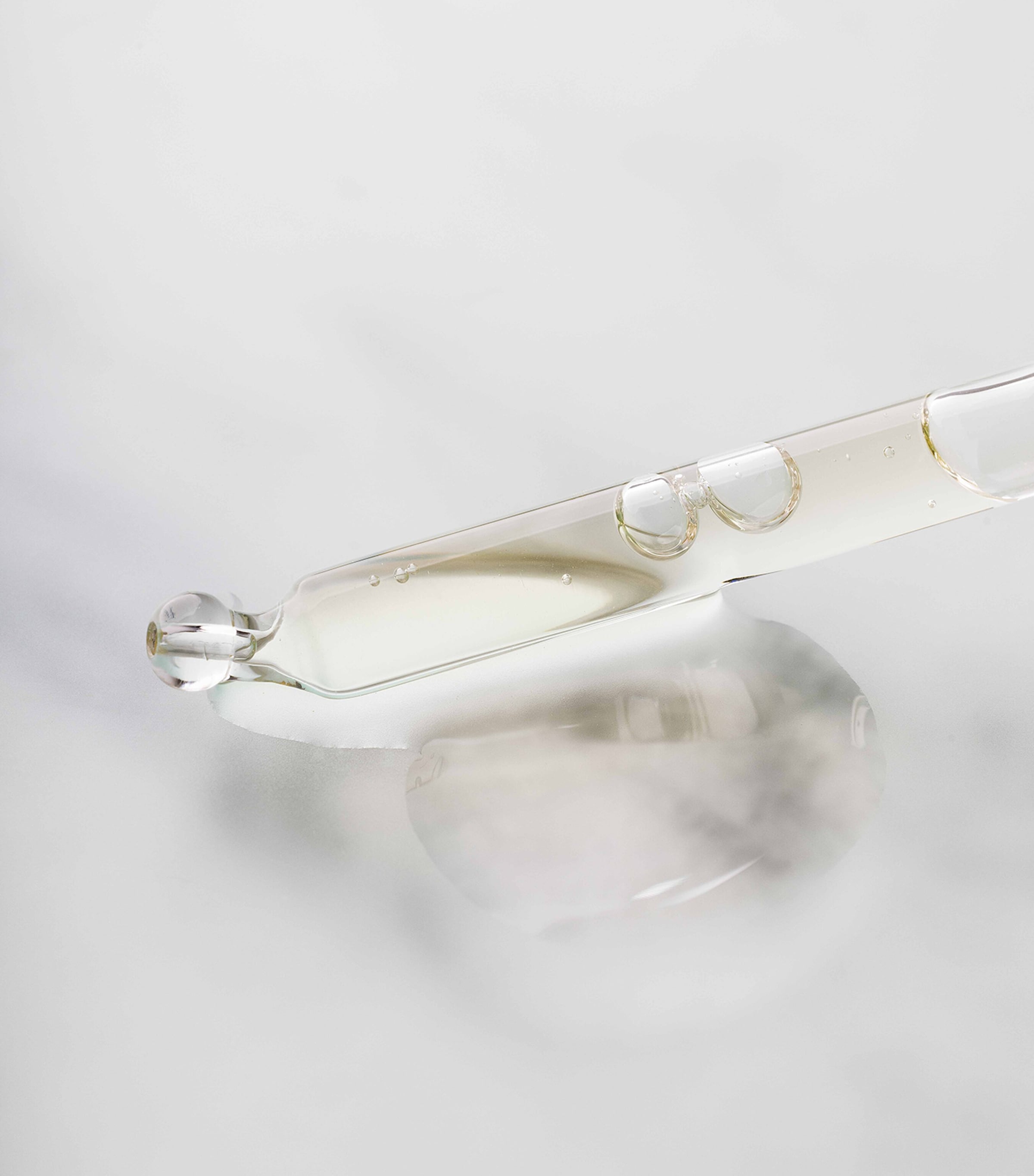 N° 1 Scalp Balance Serum (30ml) NO COLOUR Image 3