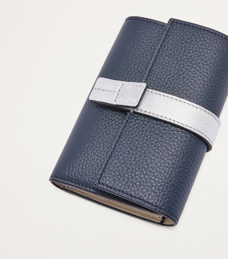 Small Leather Vertical Wallet DARK NAVY/SILVER Image 5