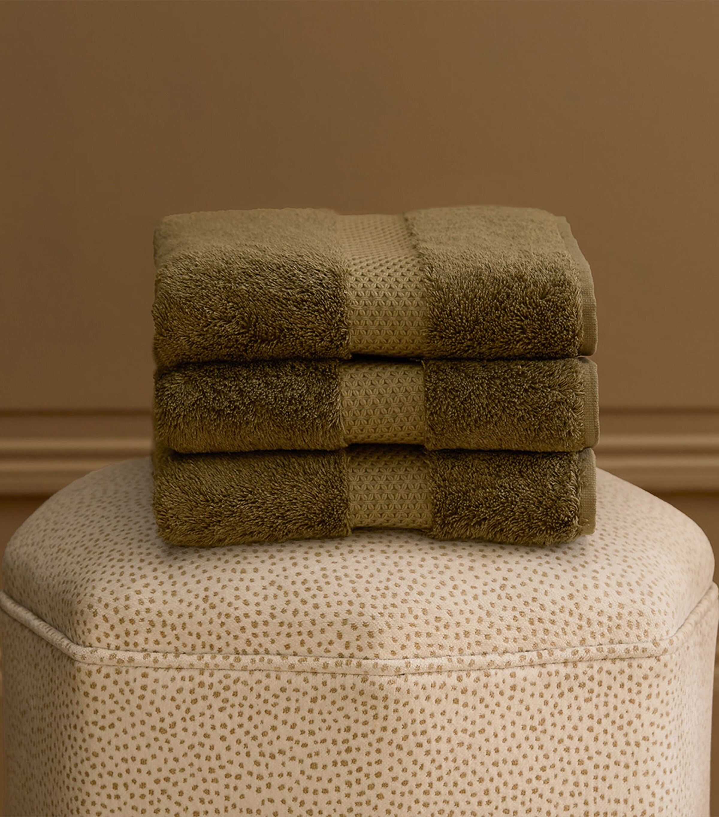 Yves Delorme Etoile Bath Towel (70cm x 140cm) Kaki Image 3
