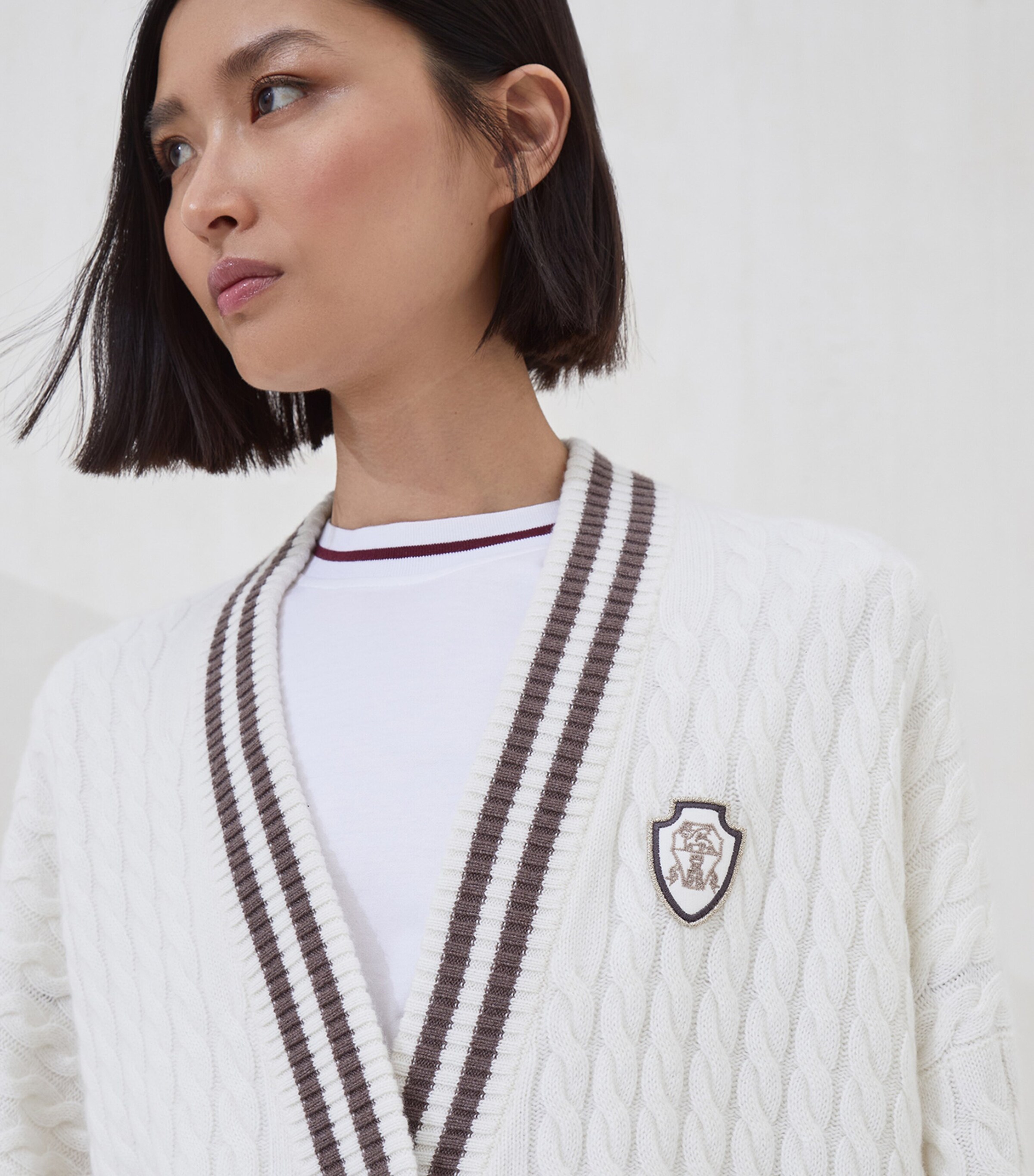 Cashmere V-Neck Cardigan CXJ82 Image 6