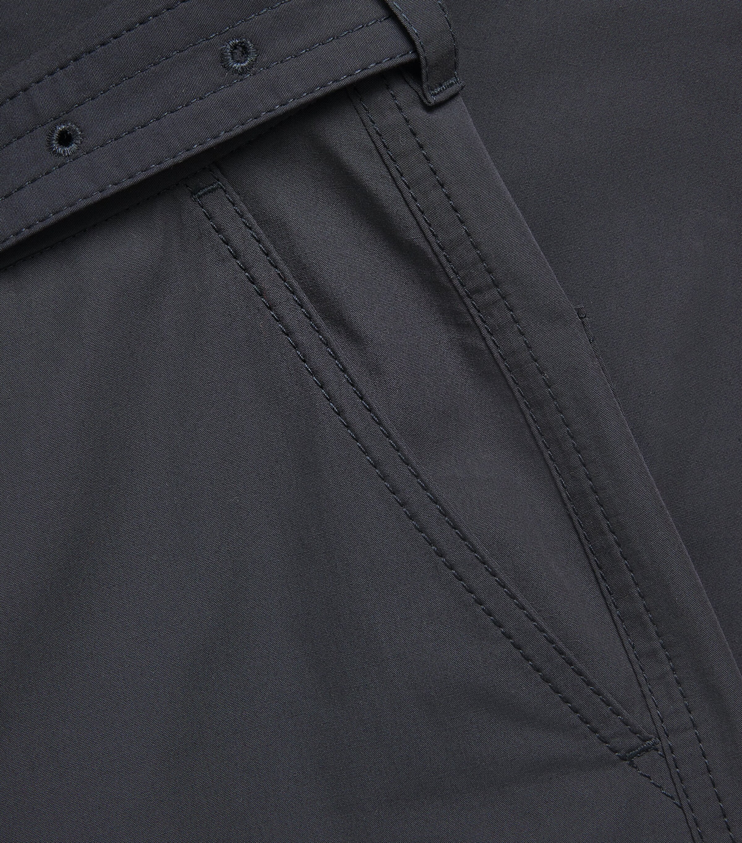 Thom Browne Mens Cotton Cargo-Pocket Straight Trousers Navy Image 6