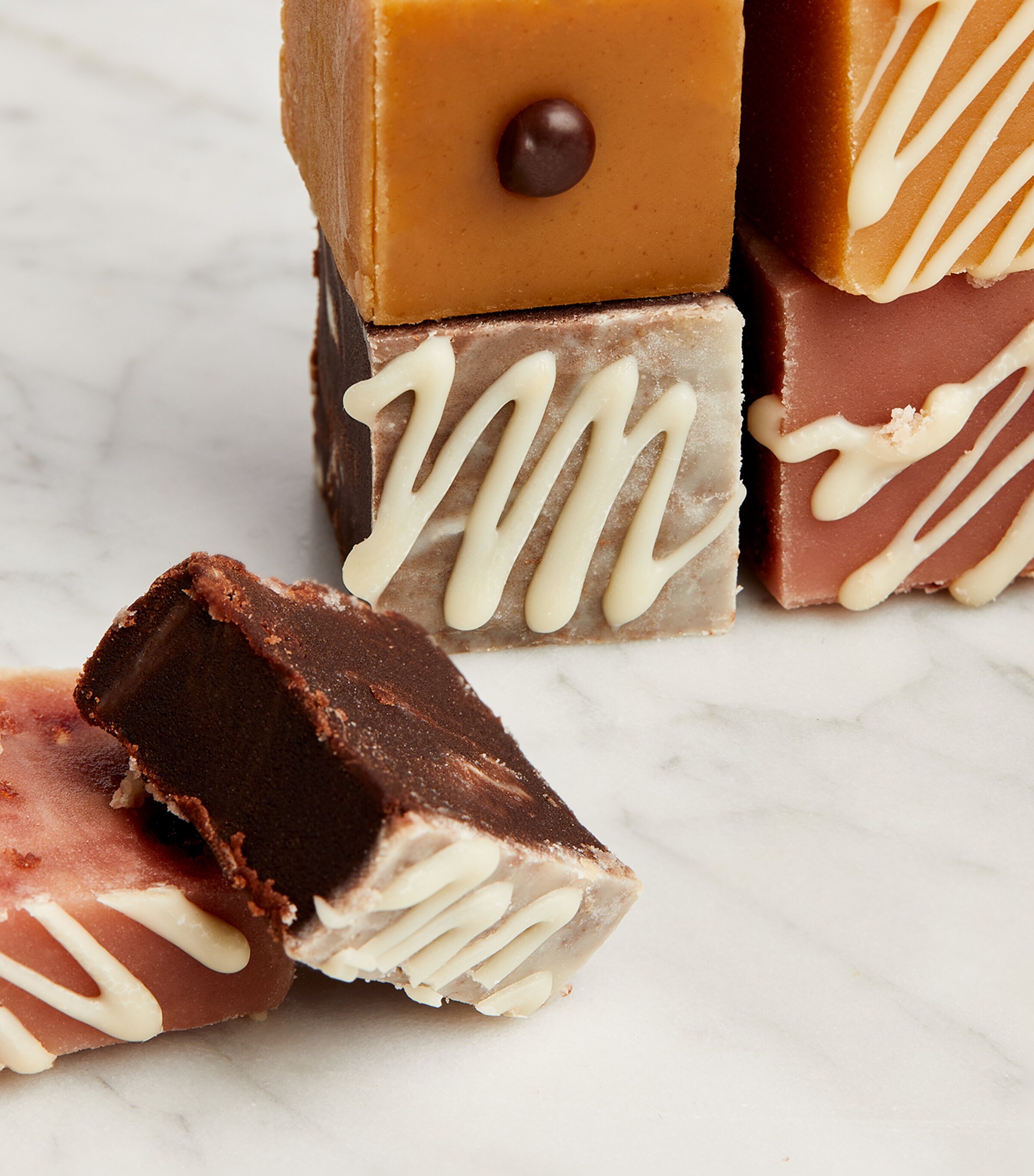 Harrods Sharing Fudge Selection (395g) Image 4