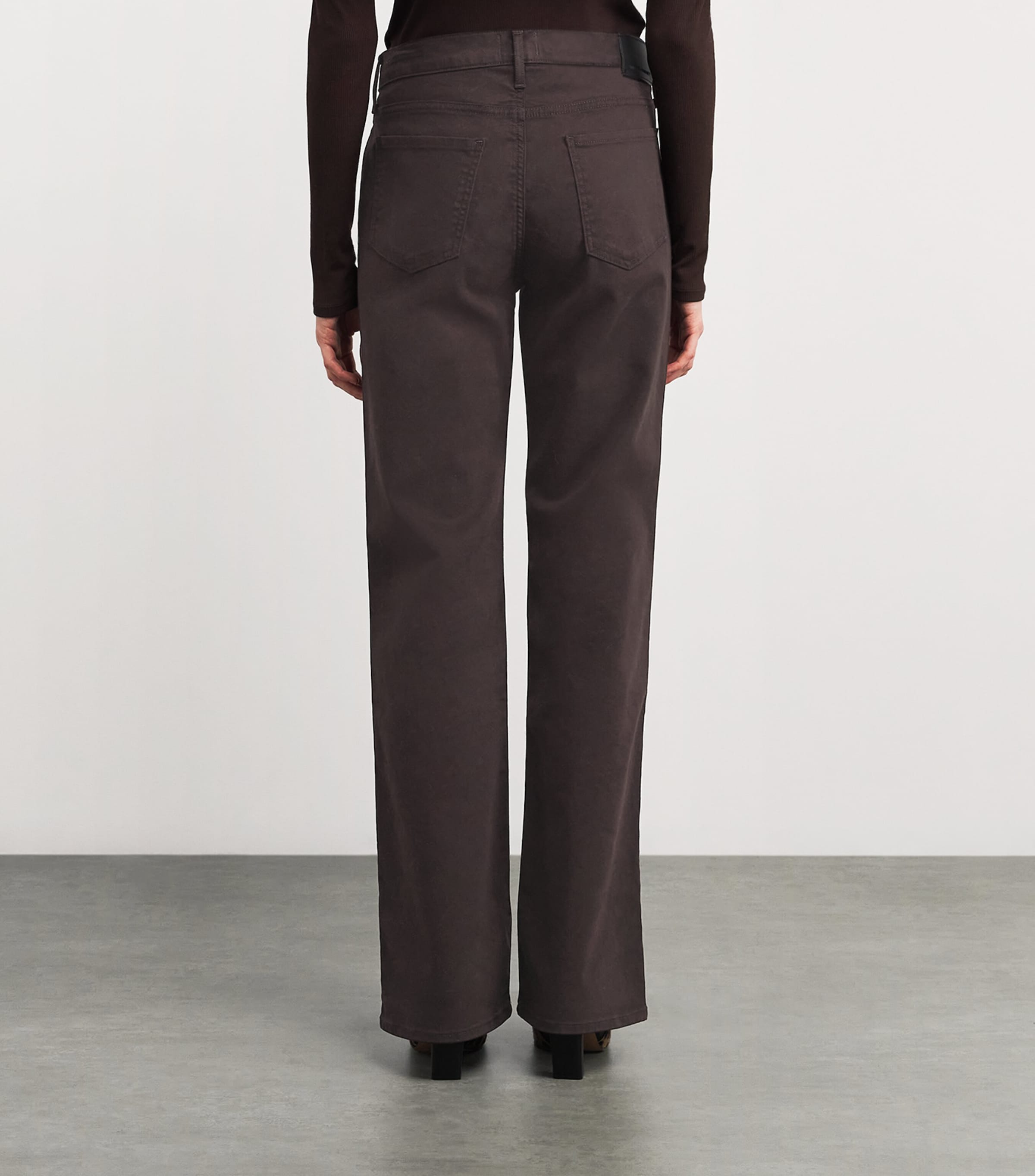 Genova Low-Rise Bootcut Jeans BARRISTER Image 4