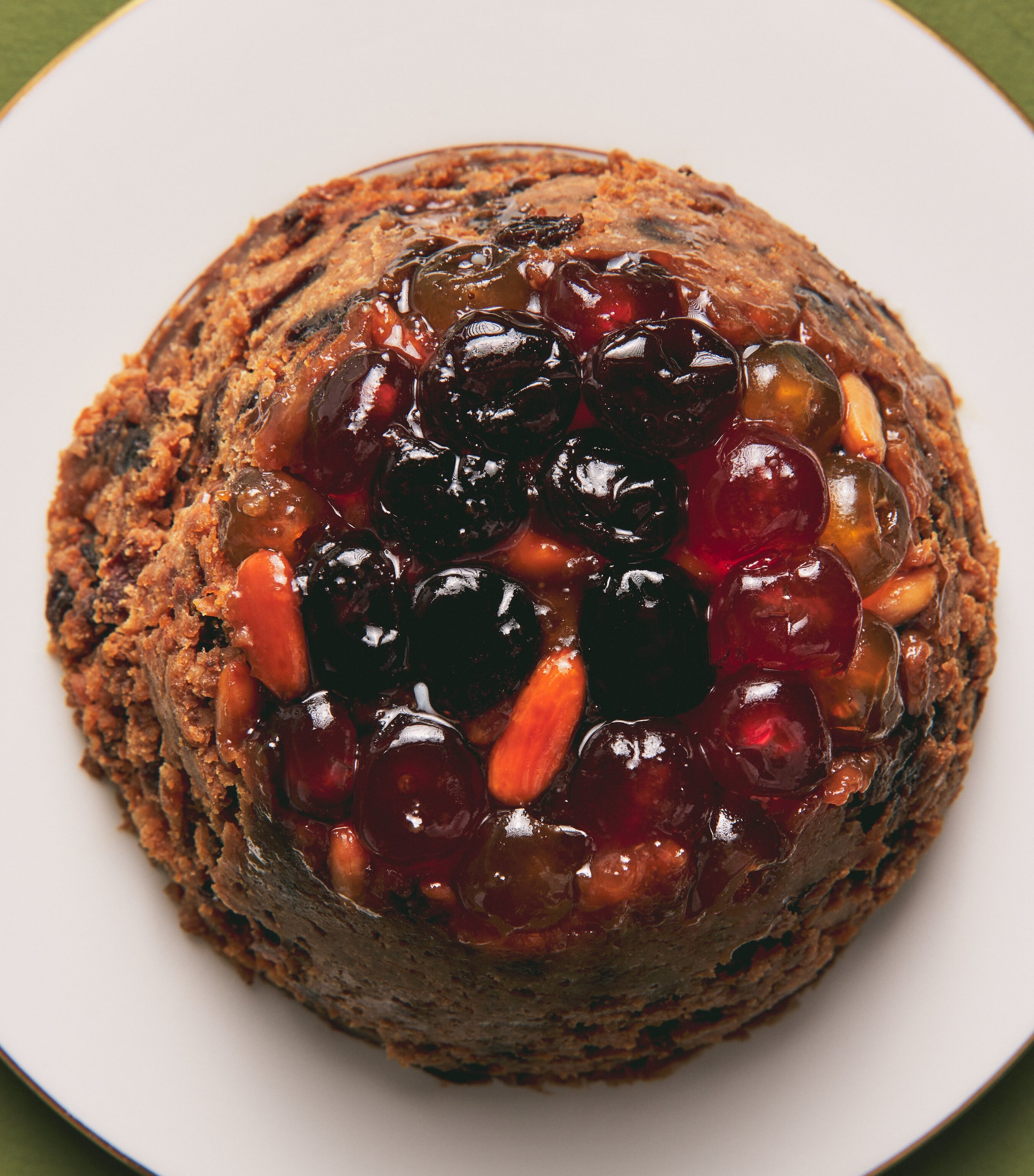 ゆみ ロンドン限定 Harrods チェリーケーキ Harrods Cherry & Almond Showstopper Christmas Pudding | Harrods JP