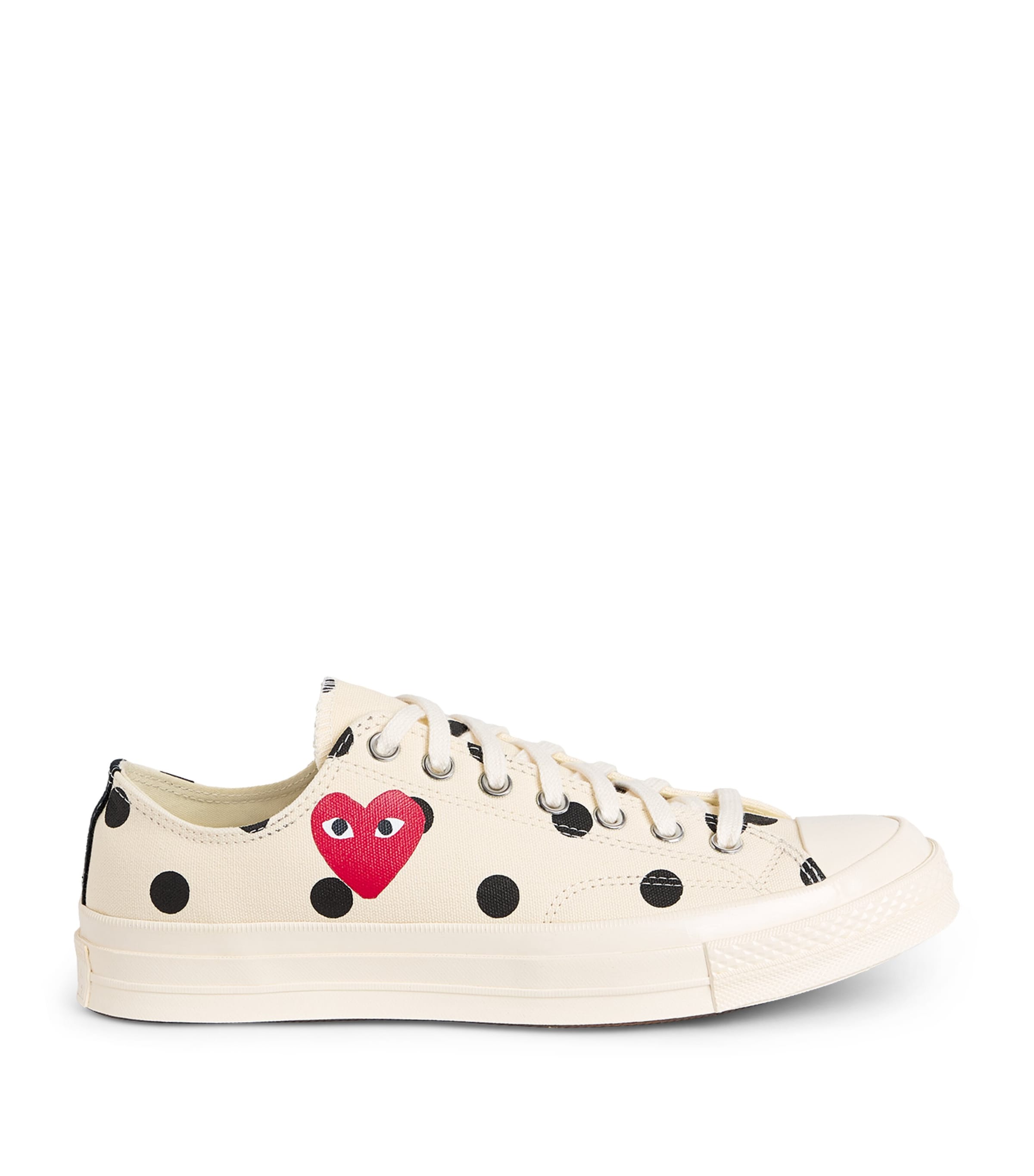 Comme Des Garçons Play White Converse Edition Polka Dot Heart Chuck 70 Low Sneakers In Ivory