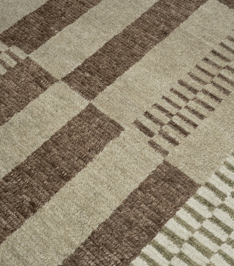 The Rug Company x Paul Smith Stil Rug (2.74m x 1.83m) Green Image 2