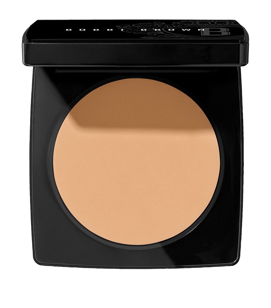 Sheer Finish Pressed Powder SOFT HONEY Image 1