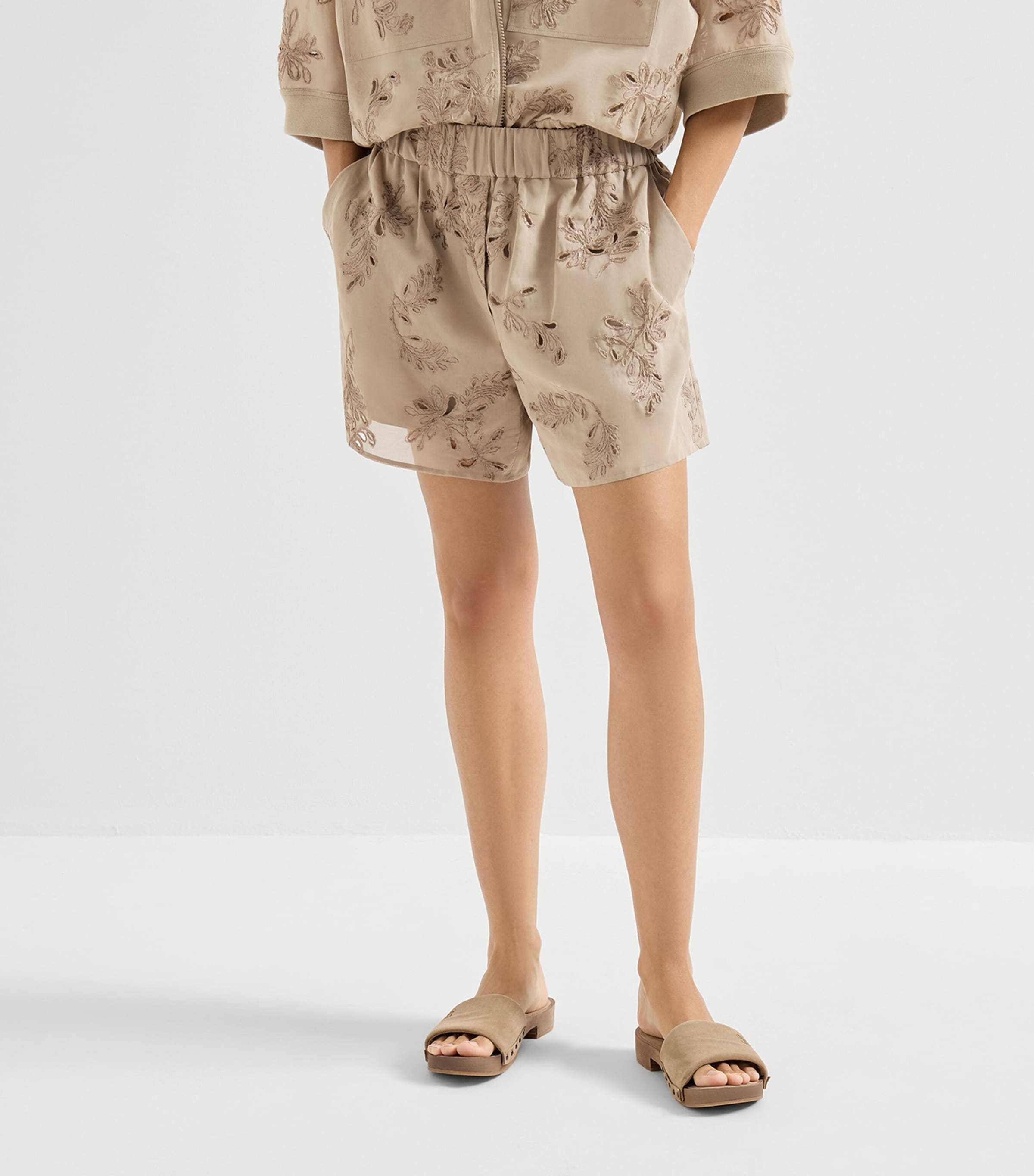 Brunello Cucinelli Womens Cotton Organza Bermuda Shorts Image 3